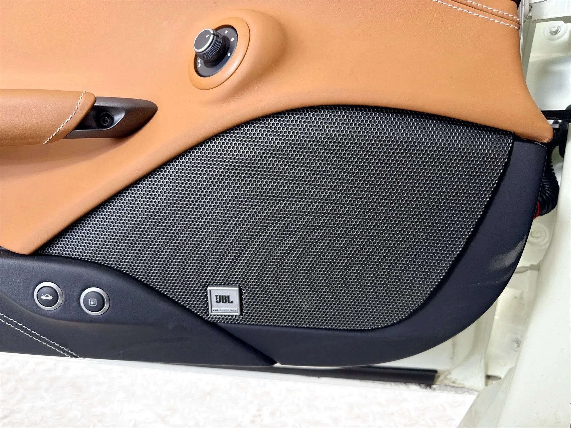 mph016_445195781_ff0653334d65fcad9ab8780f3cb2665d_aea8a7402a