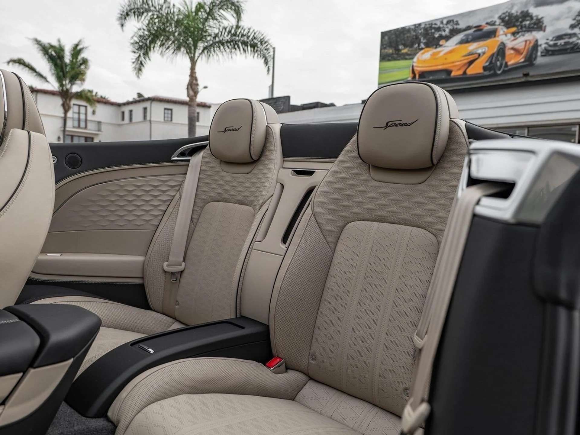 mph016_44720019_4fc0897982a97d35c349a76e4523a130x_7282f5d504