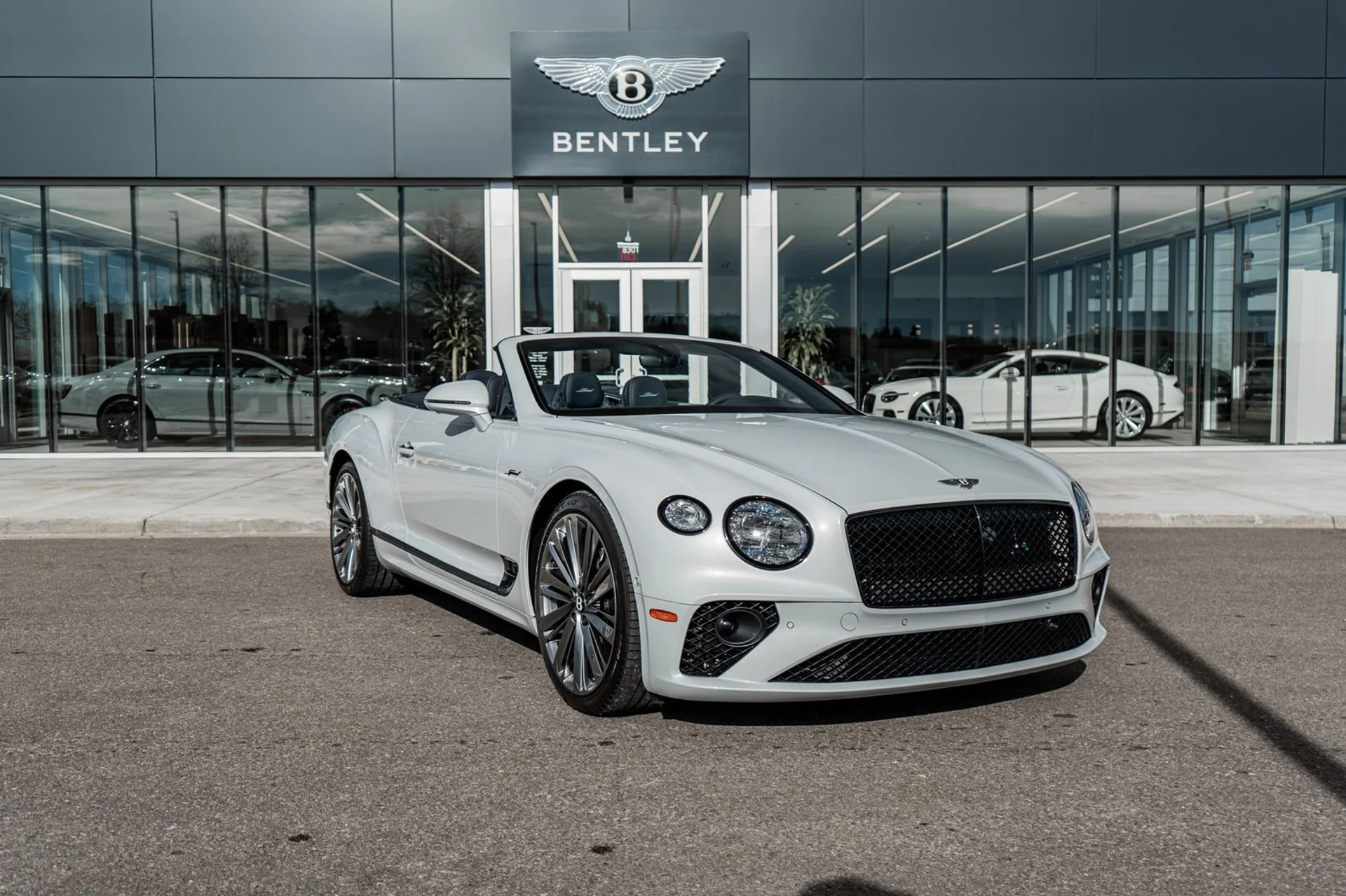 mph016_450195668_1db7dff8_f978_49b1_962b_fee54f637ac9_a255004295