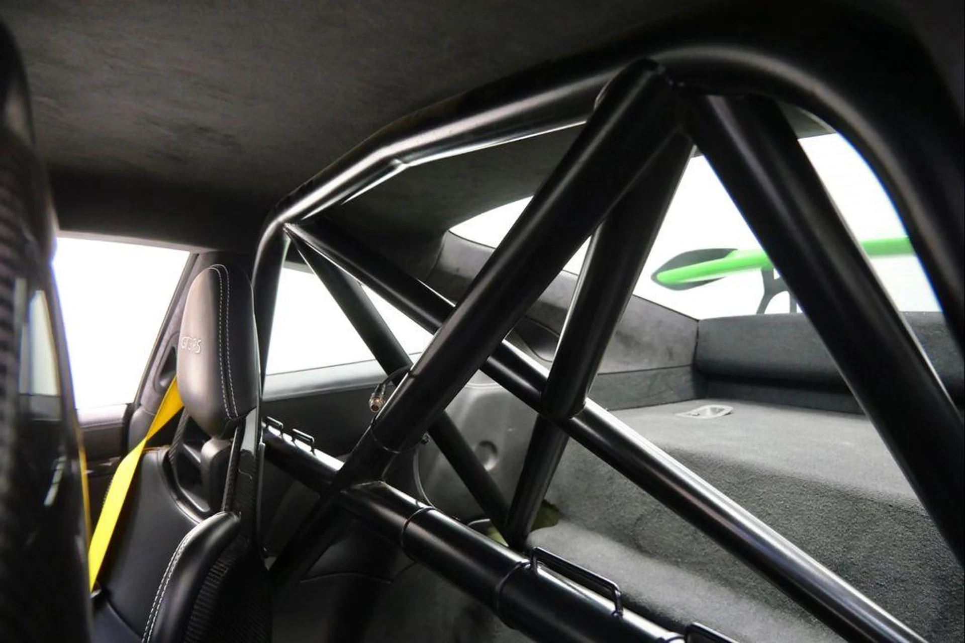 mph016_456158960_rw_H6k5_Y8_Mx_ft_SVW_78x_Bqjxm_C0o_3eb2225139