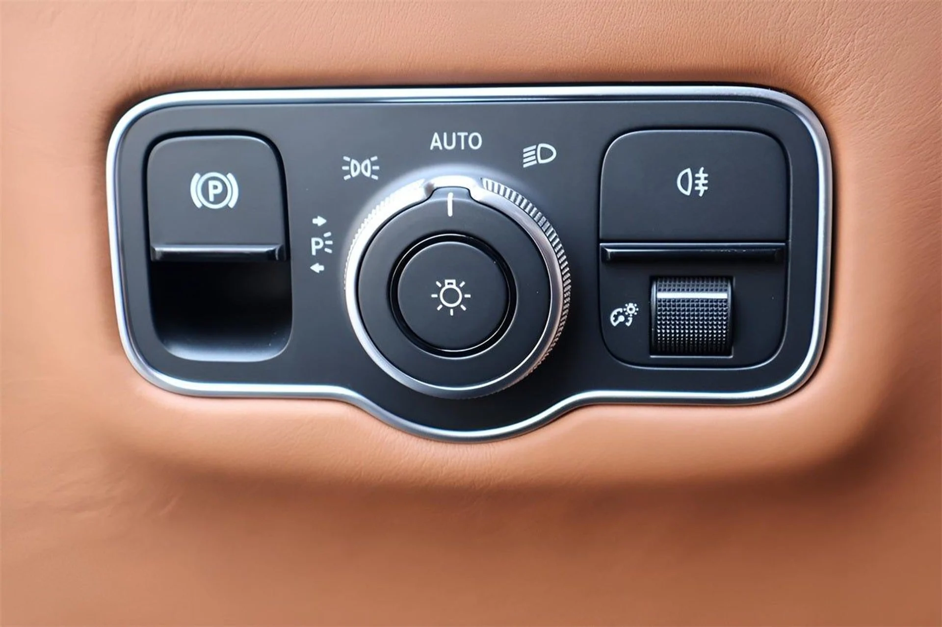 mph016_45811876_17_a6d693783f