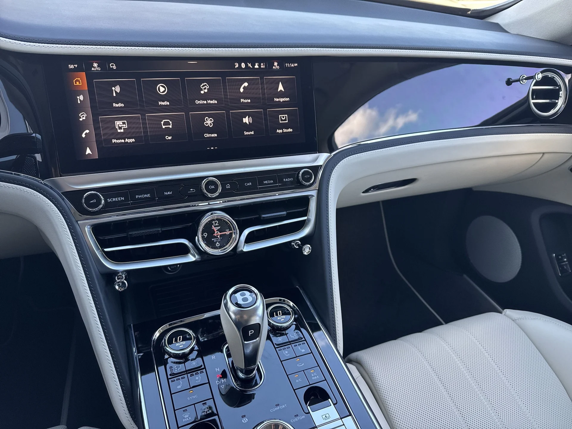 mph016_460551475_bbbf53c1160cdac54e8678a03f45e7d3x_32bd130e4e