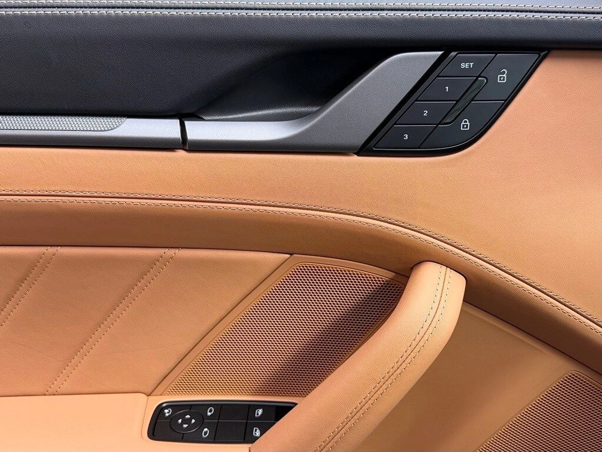 mph016_461955730_76f26f3bbb218ac137bbeb06ecefbf58x_7363fbff58