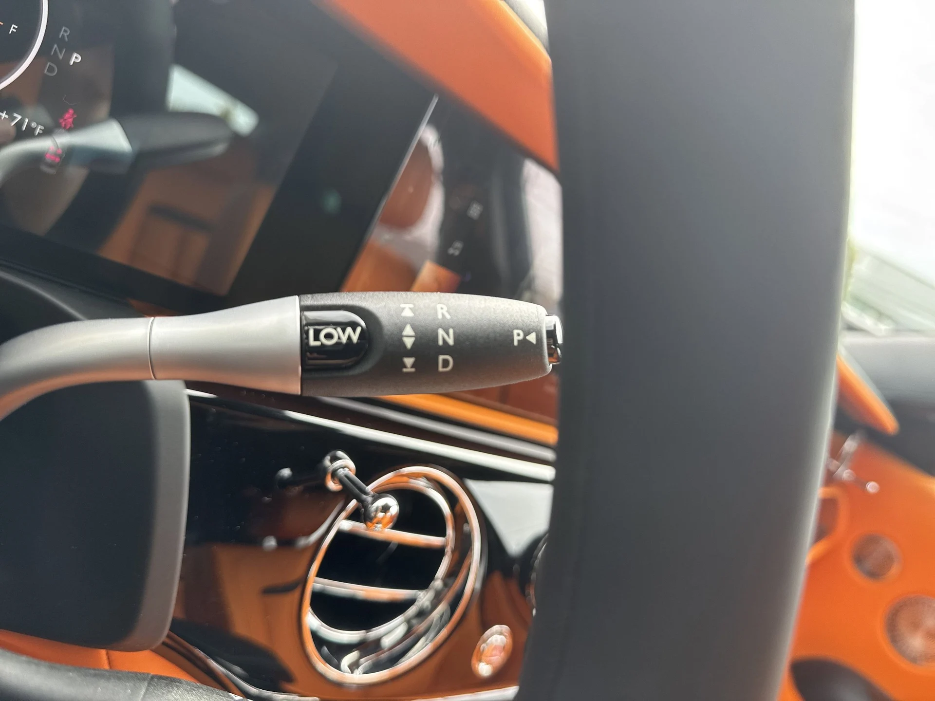 mph016_463233223_e401cd60d50fe949ad80ba8efd26ee44x_2e0c5e728a