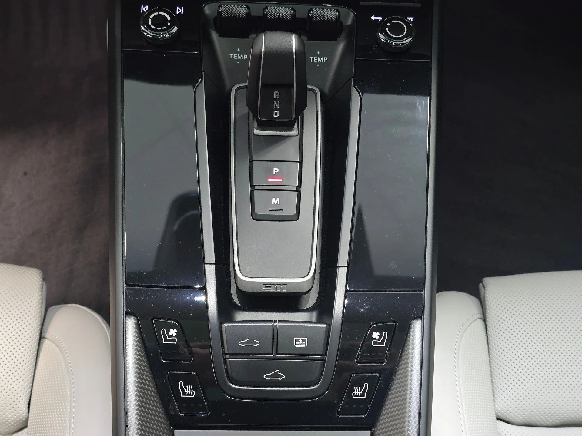 mph016_469230627_1abb5bf56771ed11ca58cd87d94e2476x_b556df2a6d