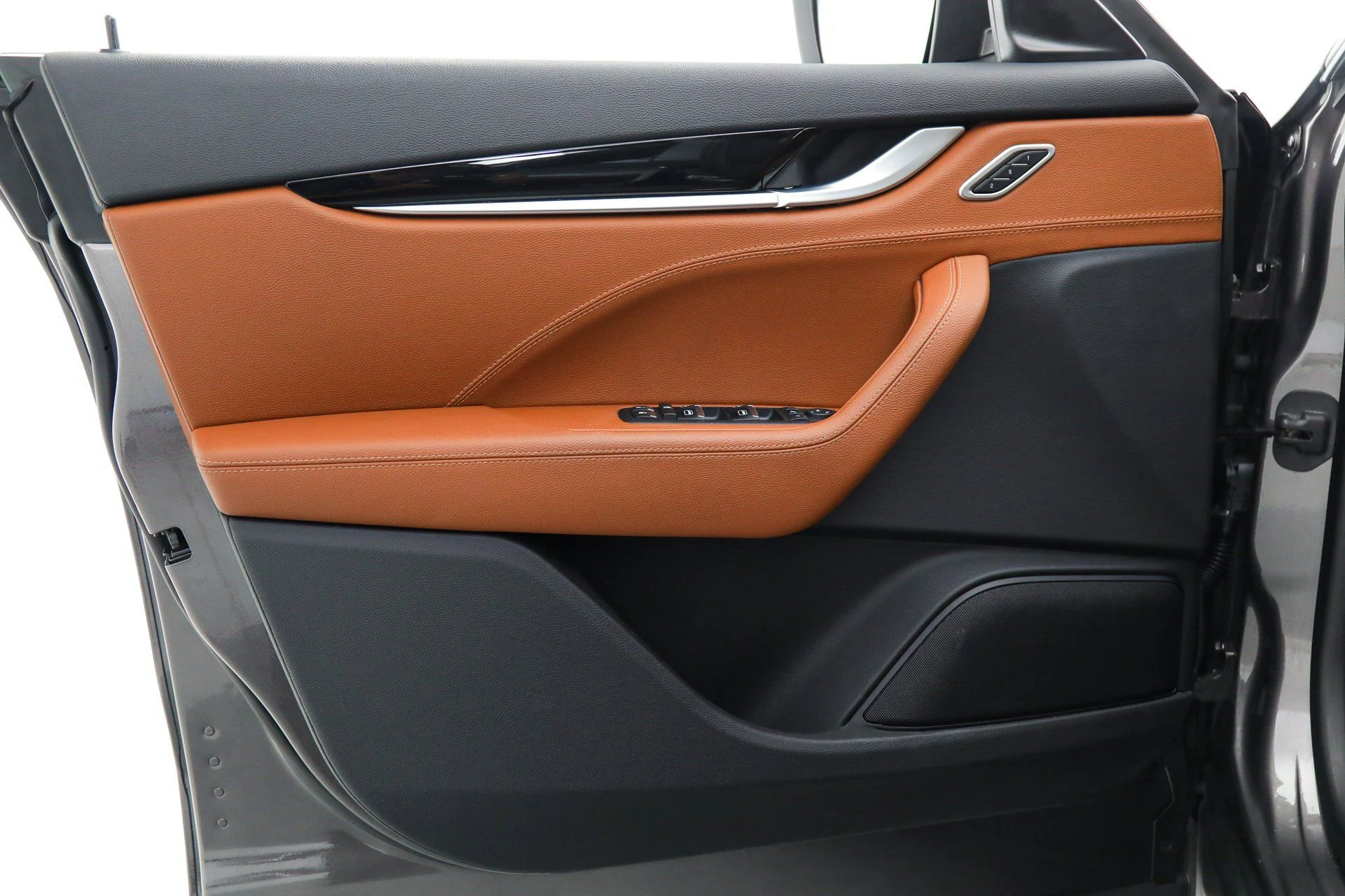 mph016_475015025_9863009b854d963c4ea964d6f1d3644b_2261c5c945