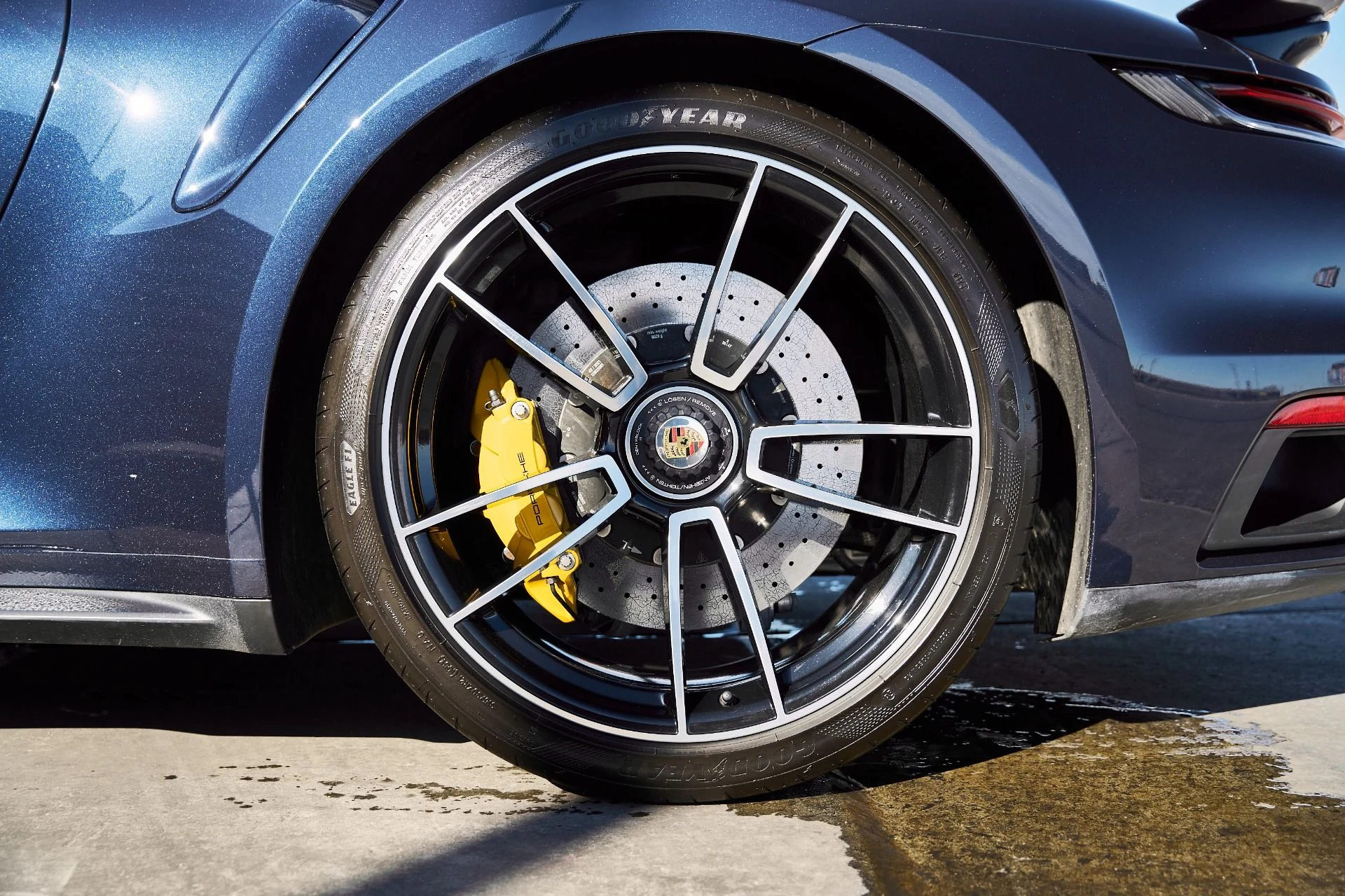 mph016_47624206_Used_2022_Porsche_911_Turbo_S_1770670608_97770340f3