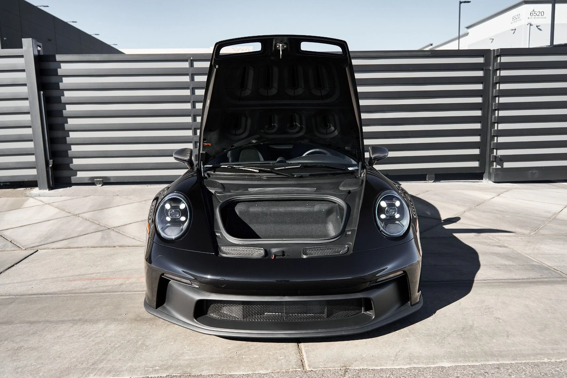 mph016_495579654_Used_2023_Porsche_911_GT_3_1761779518_33d79d0176