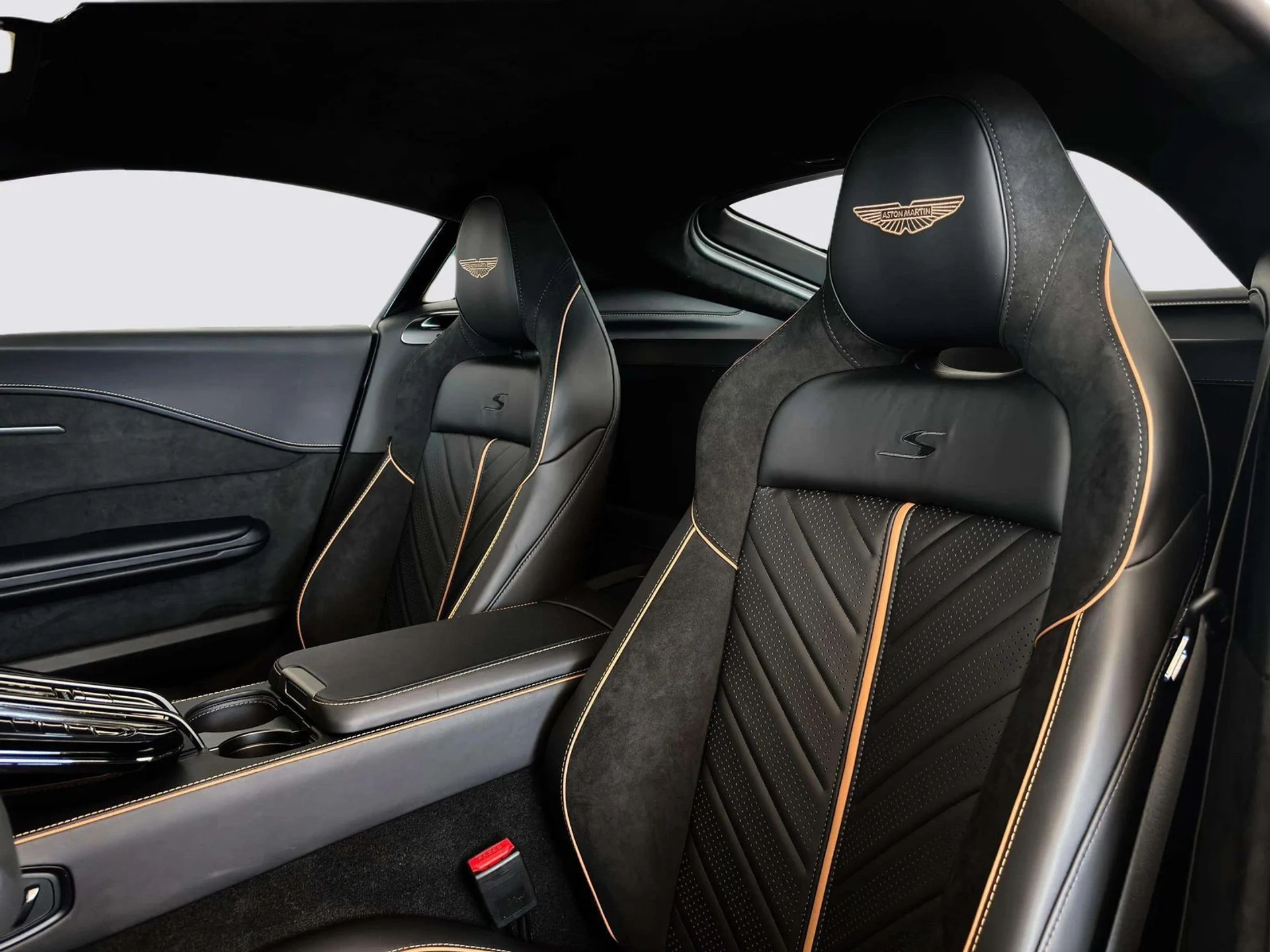 mph016_502094208_0b49e646_a4aa_4624_bad7_fbb28a68464e_e8b26ebc4a