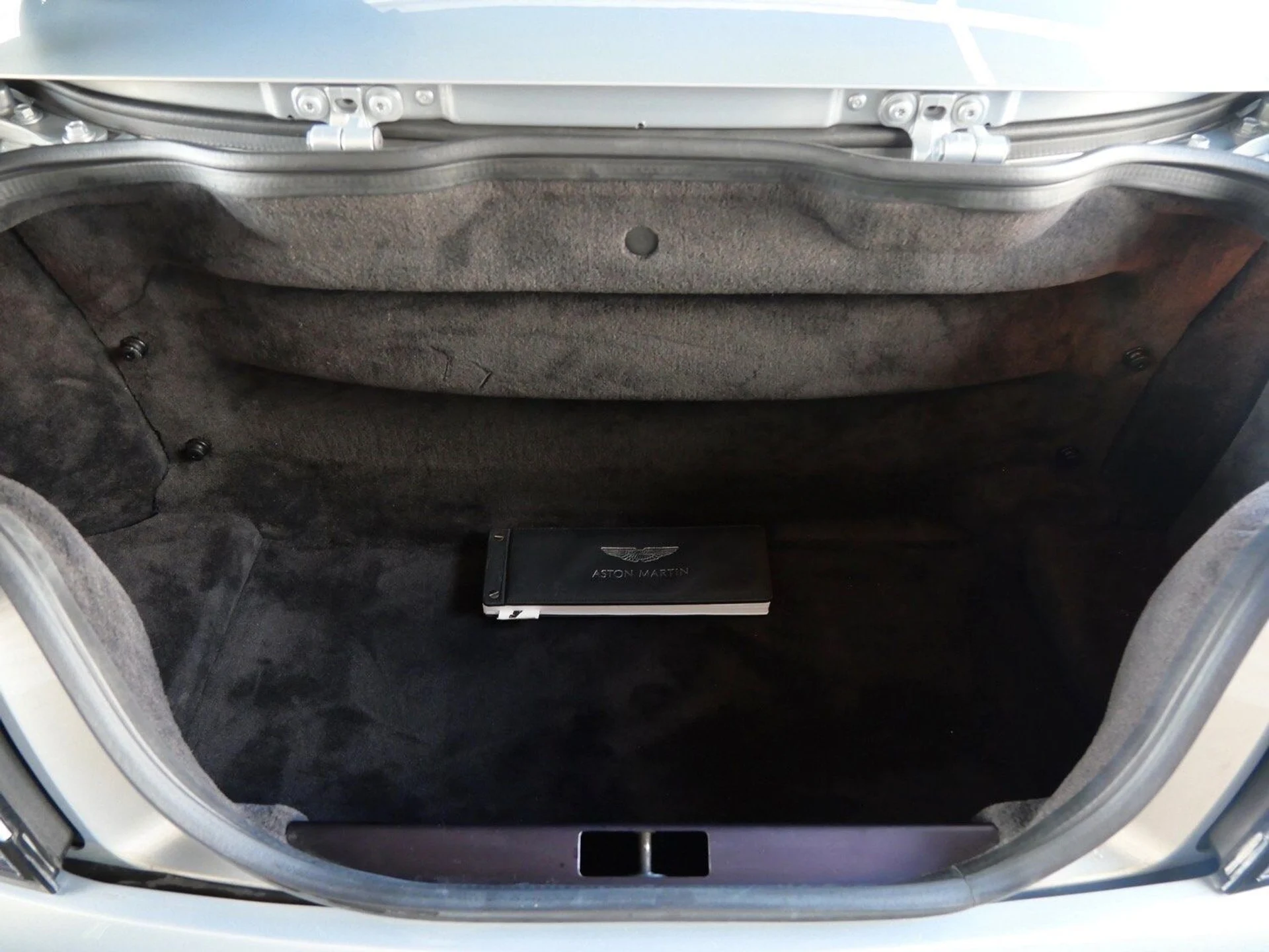 mph016_503502353_2392031bedbbd4cc2d0b5d2da8635491x_450e7d653e