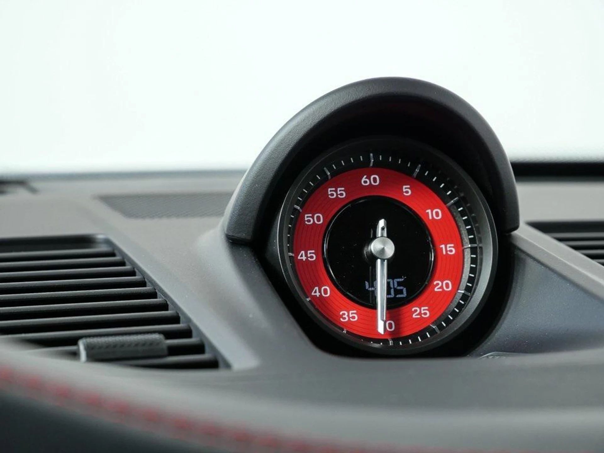 mph016_504326551_x57_Daq_Rb_V_31_UW_Hlt_ksmk24_mg_3e6ff1a36e