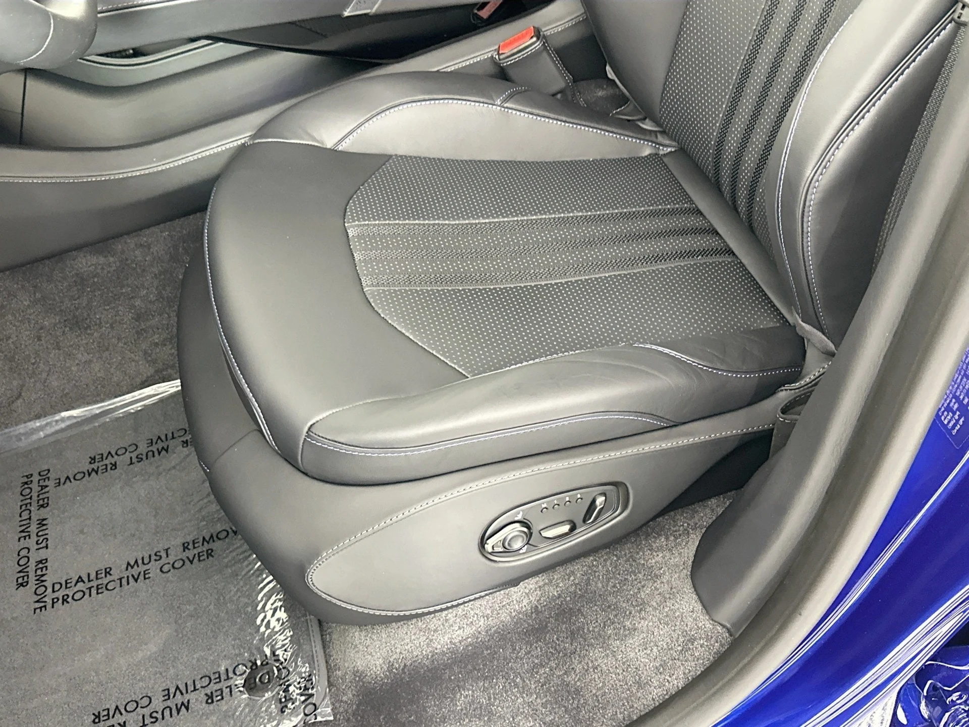 mph016_506245897_17_d28675736a