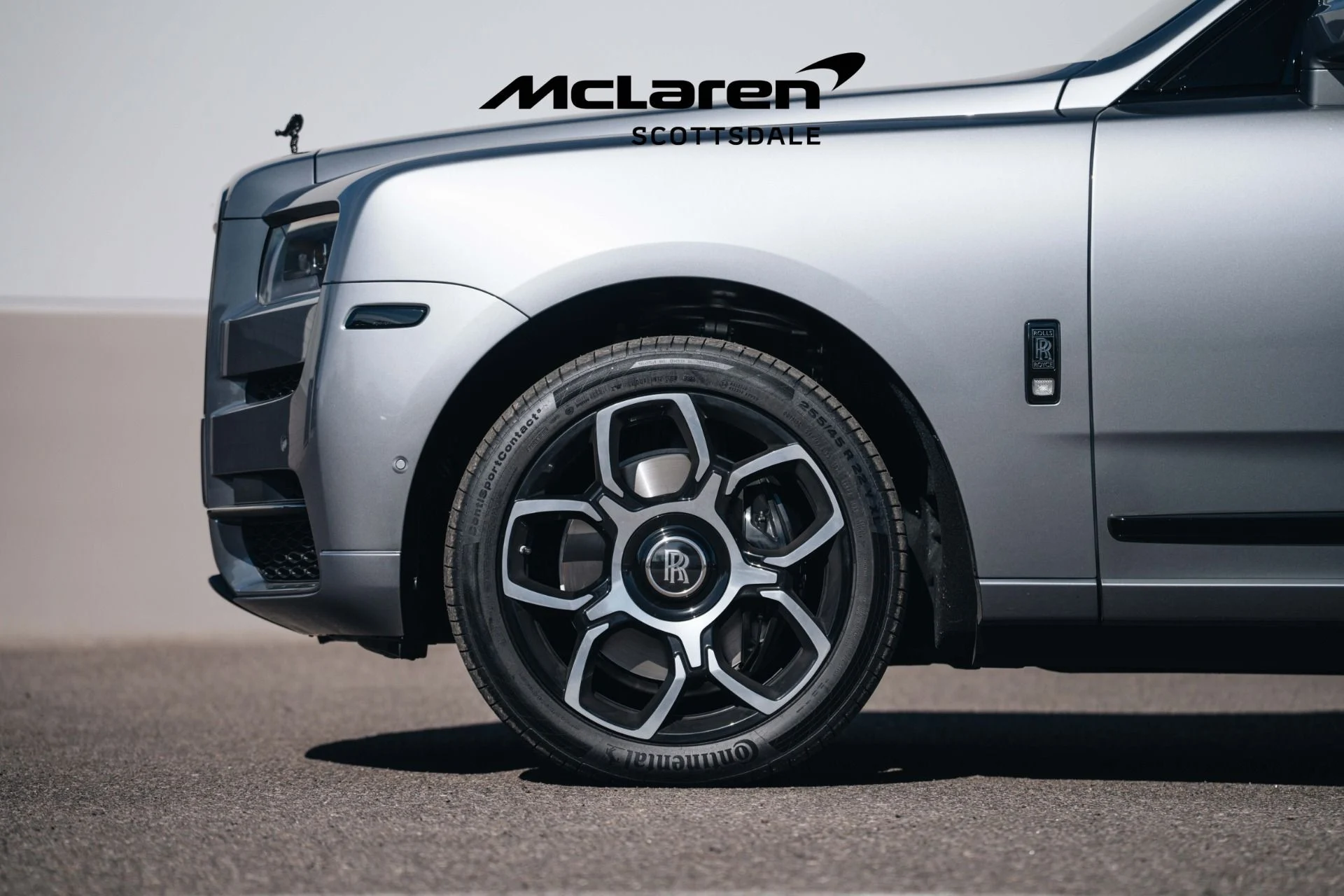 mph016_506250168_Used_2023_Rolls_Royce_CULLINAN_1732171564_e25eb53357