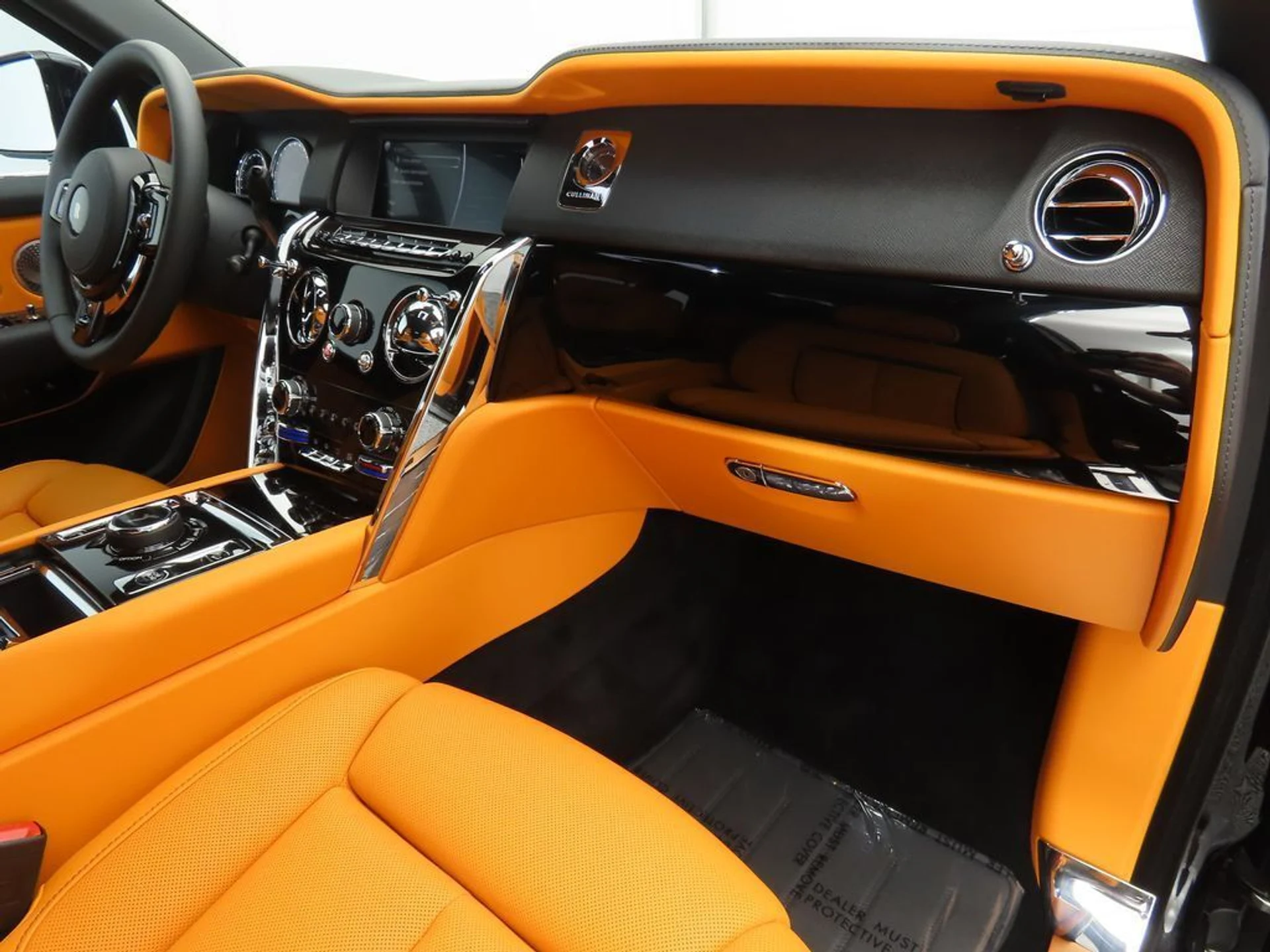 mph016_509318695_used_2023_rolls_royce_cullinan_sportutility_8119_22974083_17_1024_48eb4a9887