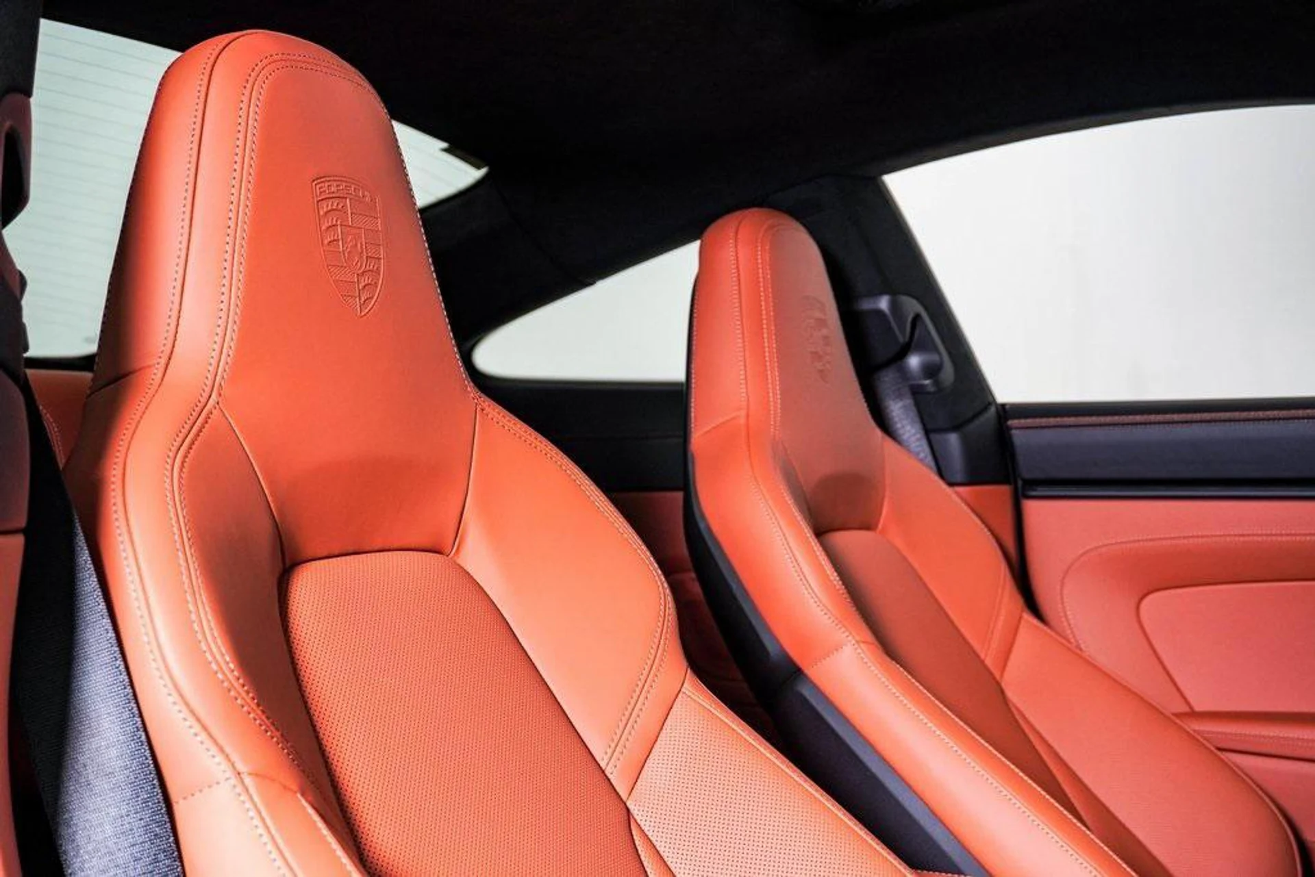 mph016_510191121_n_O_No0_D9_Zp_A7ngv_H42_Vj_u_o_J1w_45f418996d