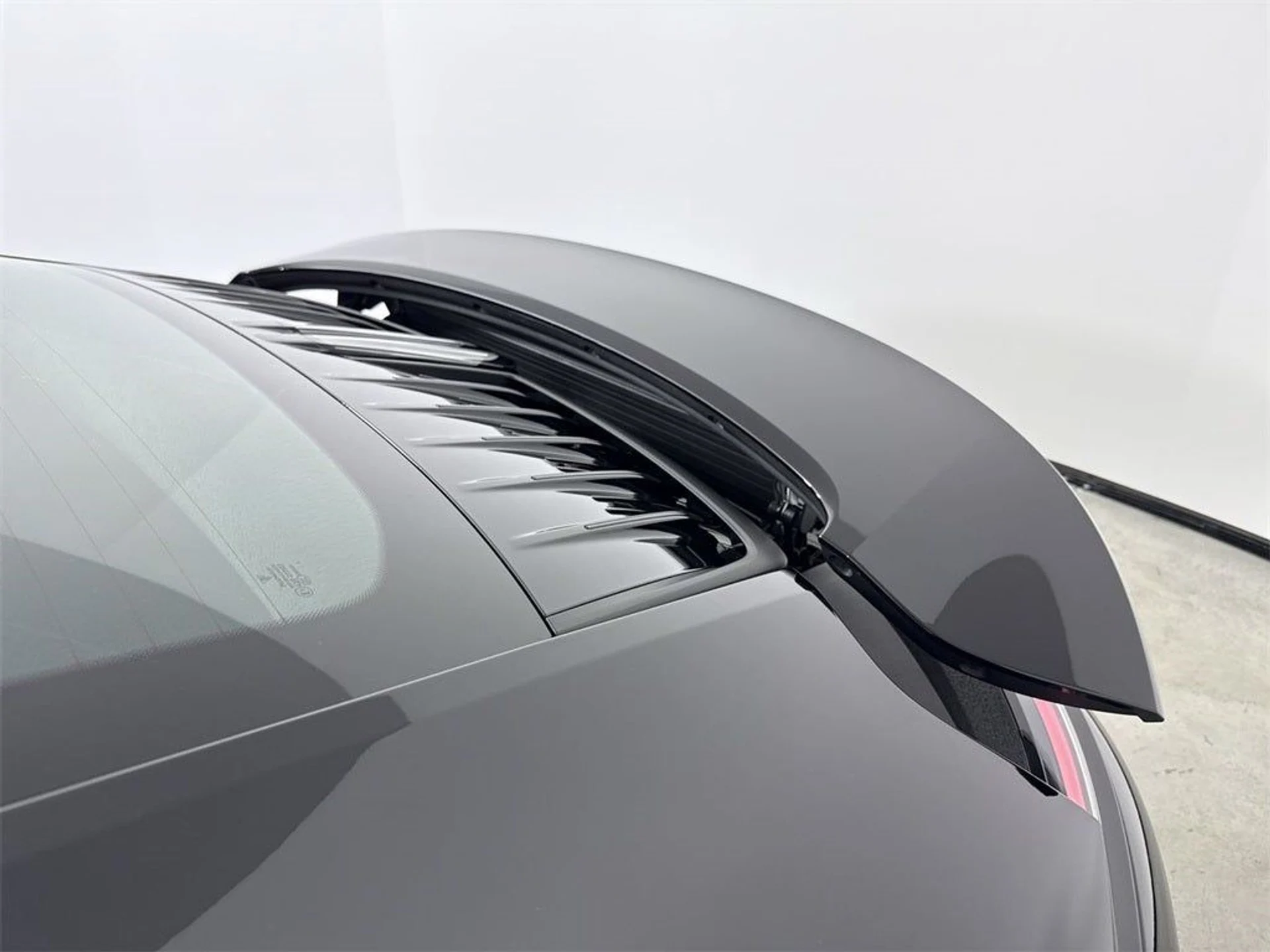 mph016_512635287_17_693496872f