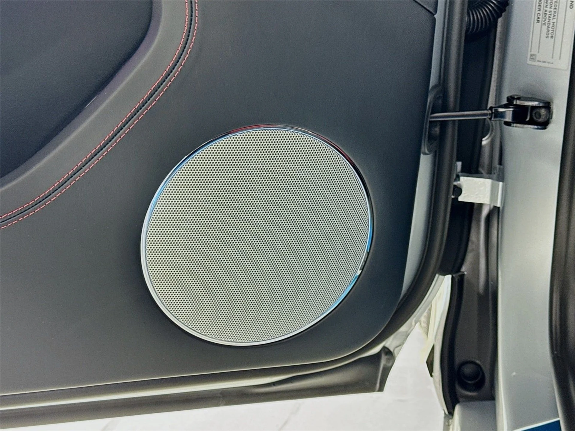 mph016_518003913_31134c28ec6aeeb8d25e9bc557a8bb56x_ff859a977d