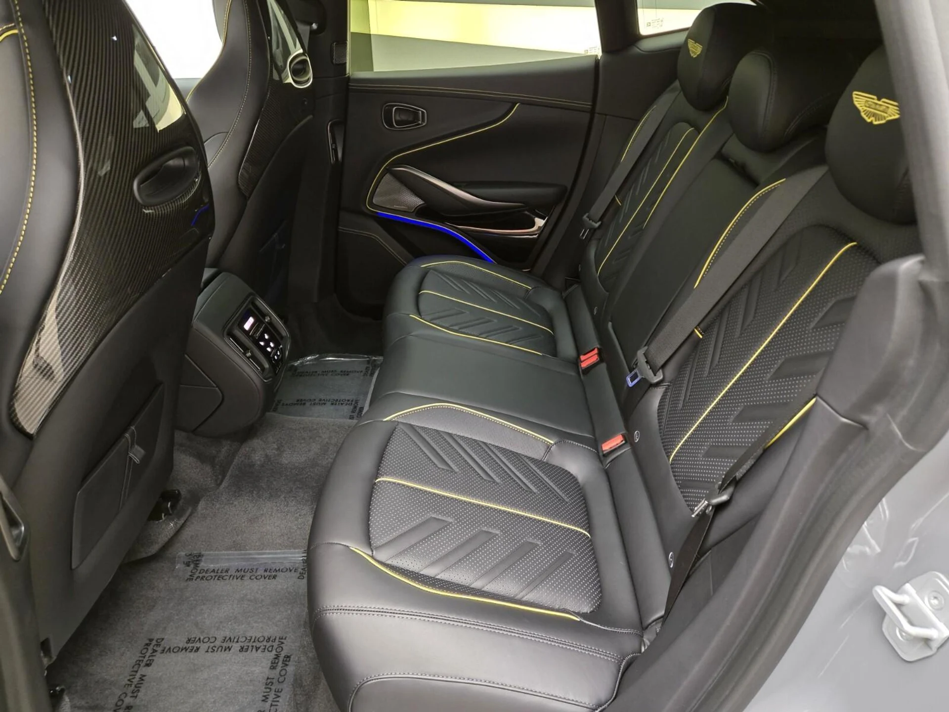 mph016_521685466_New_2026_Aston_Martin_DBX_S_1782364679_64ebdd4ff2