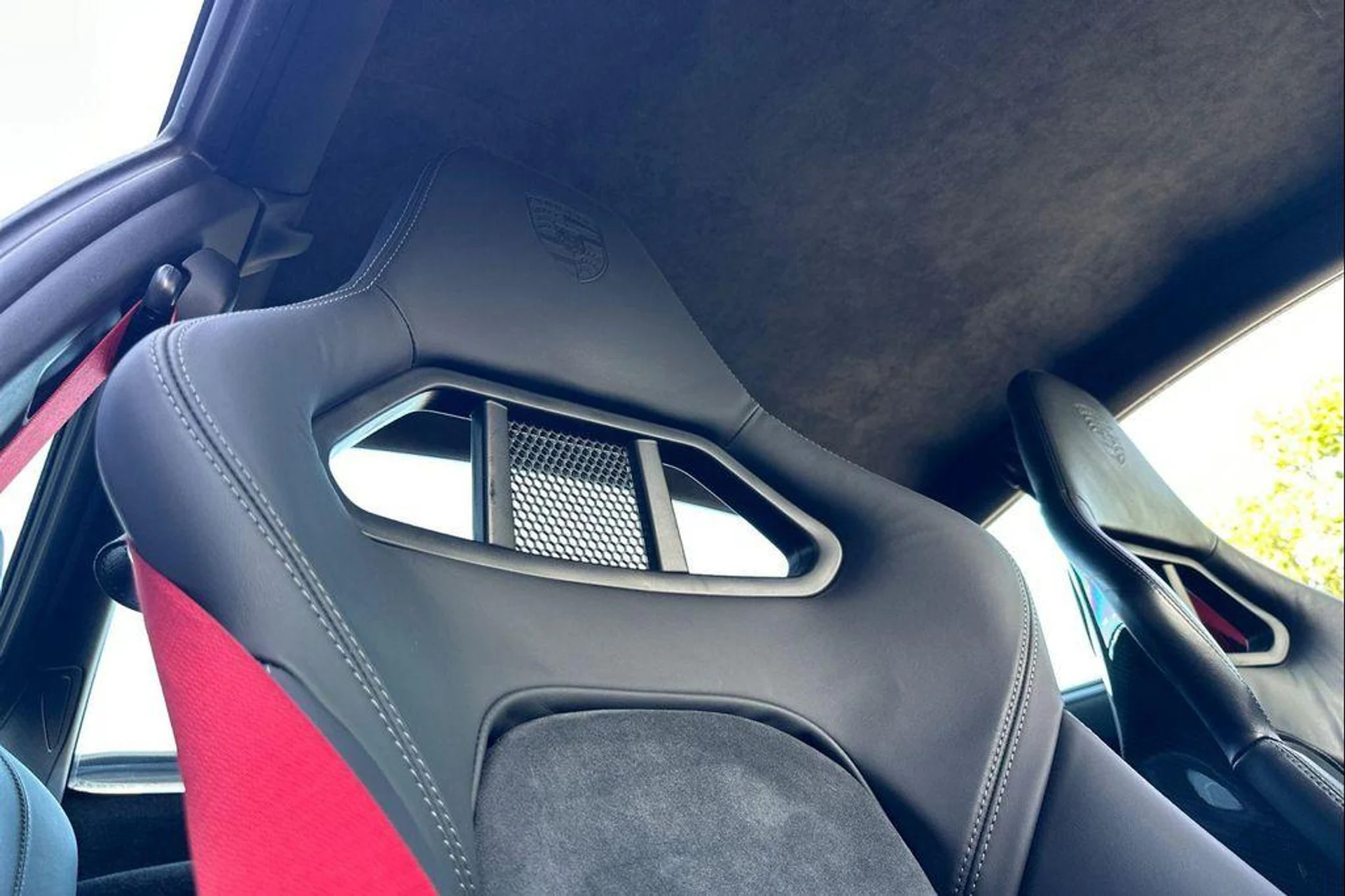 mph016_531550829_p_Z_Sd9k_OKGAYET_Qe_Az_NAY_Vh_Zv_ZU_acfd57a0a2