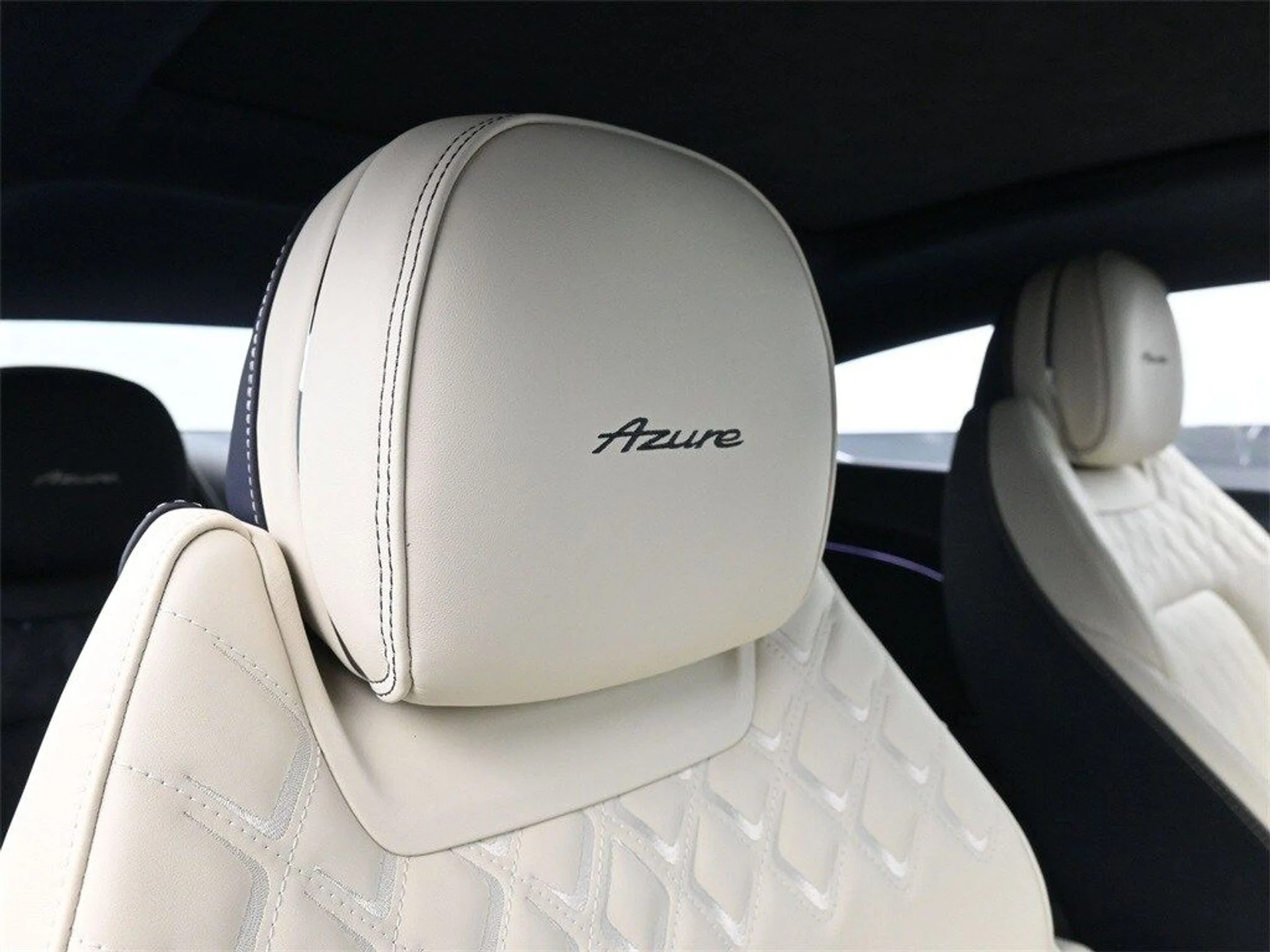 mph016_535786867_a2a235dc6c5e9358a96342a87832947ax_c2c616ed68