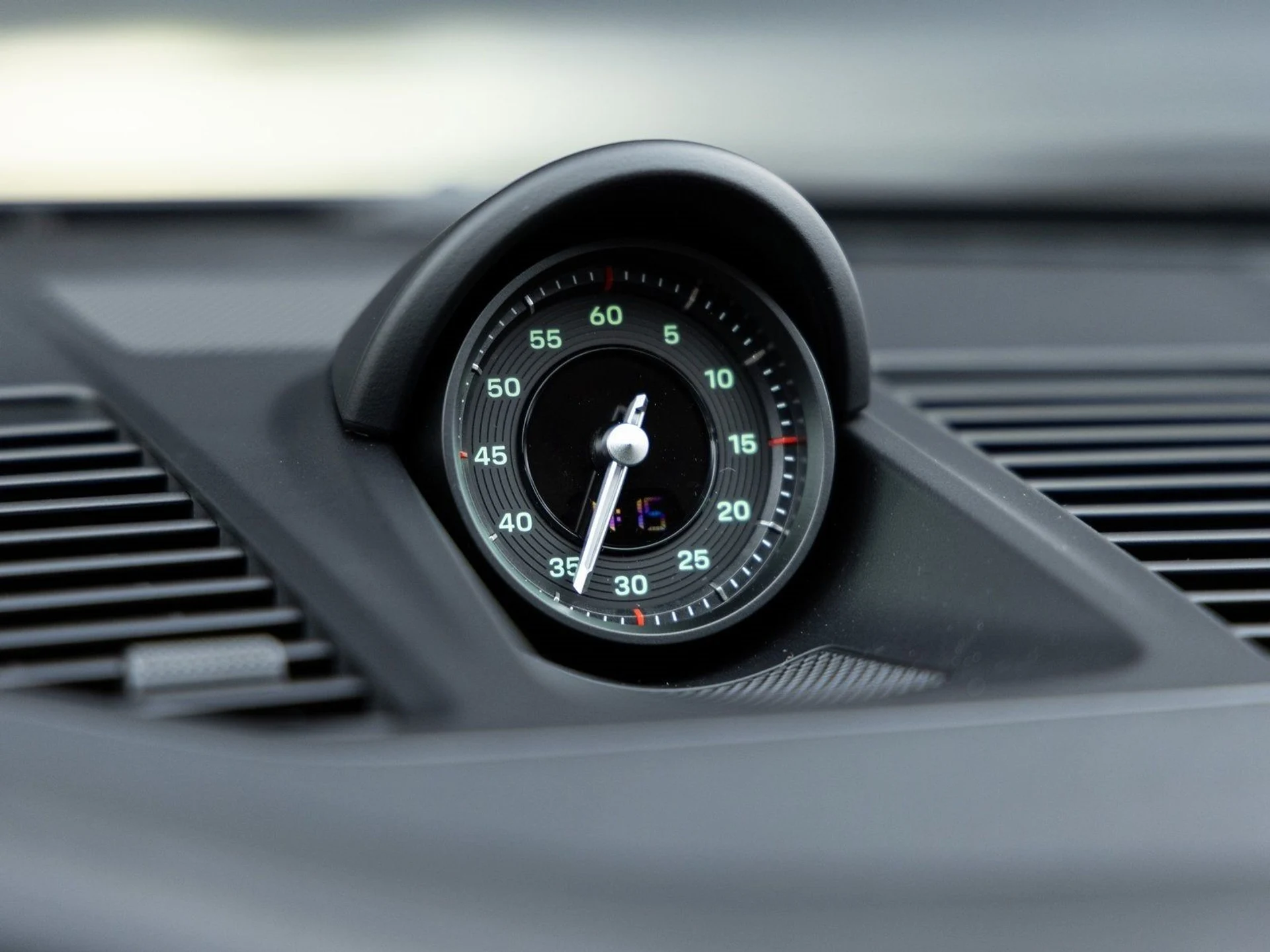 mph016_536739066_17_60295d32e8