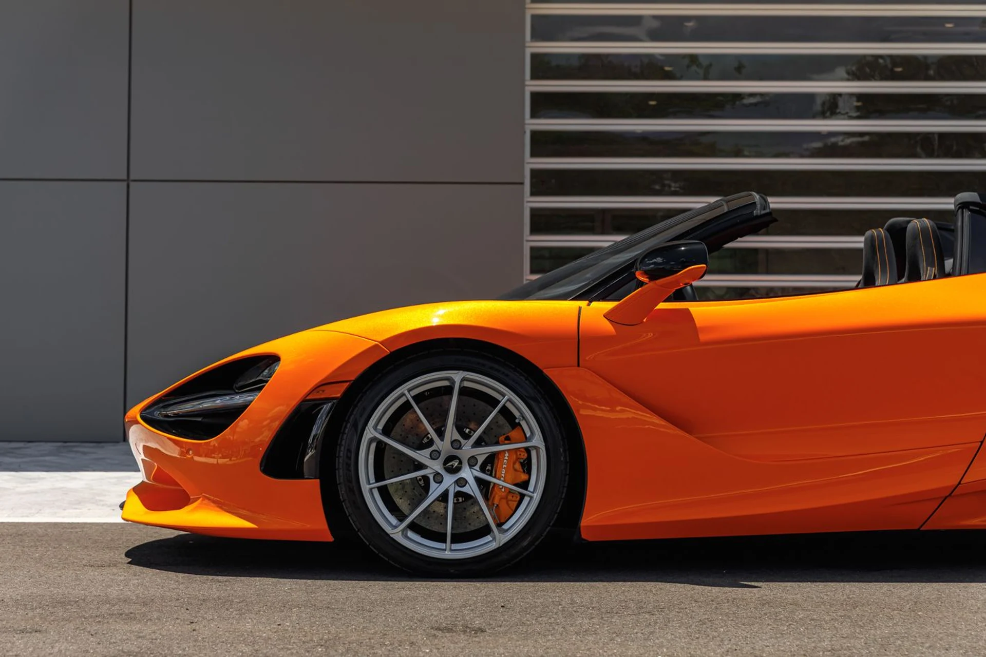 mph016_537548727_424_p18_l_5073ac4404