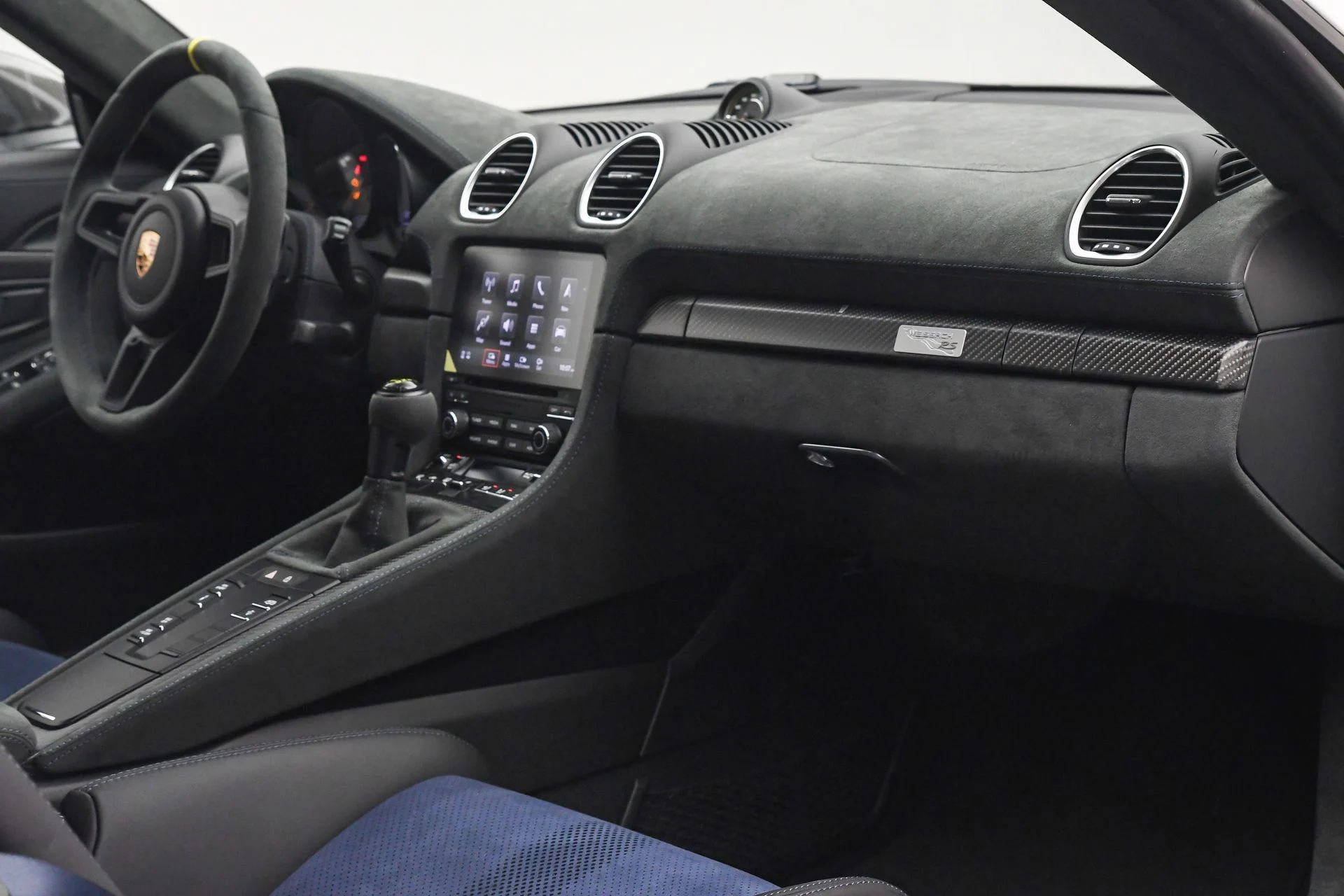 mph016_539844330_fe45c591233f4bc49d310831450f5b1c_90d8a0ba78