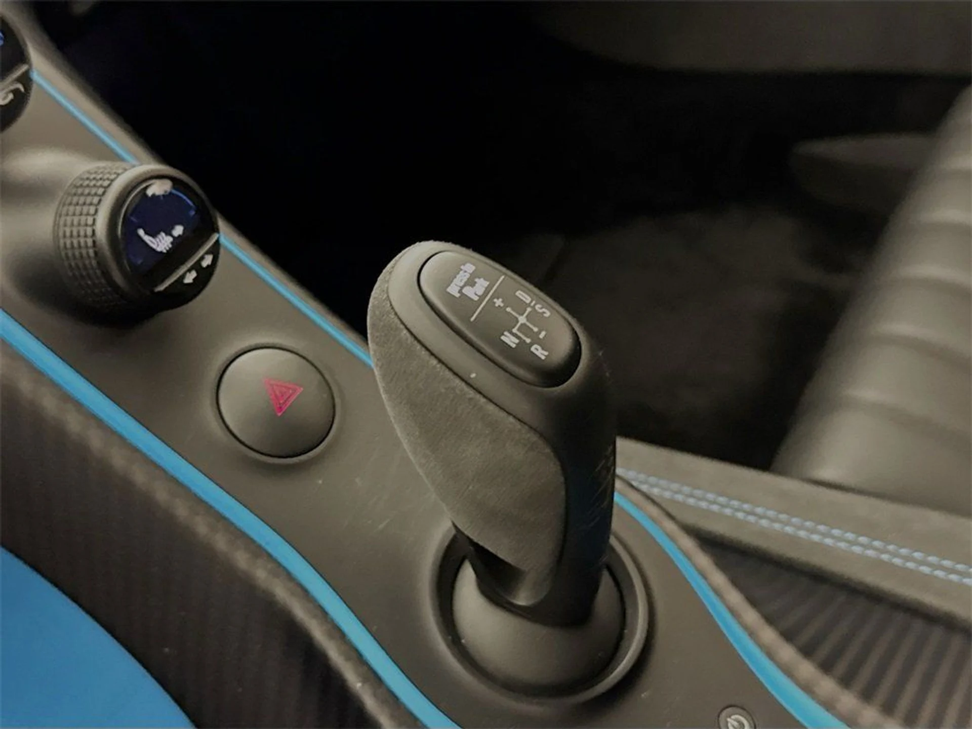 mph016_540350036_cf03815ef25c64948ab1fcd07384026d_6802dc5a52