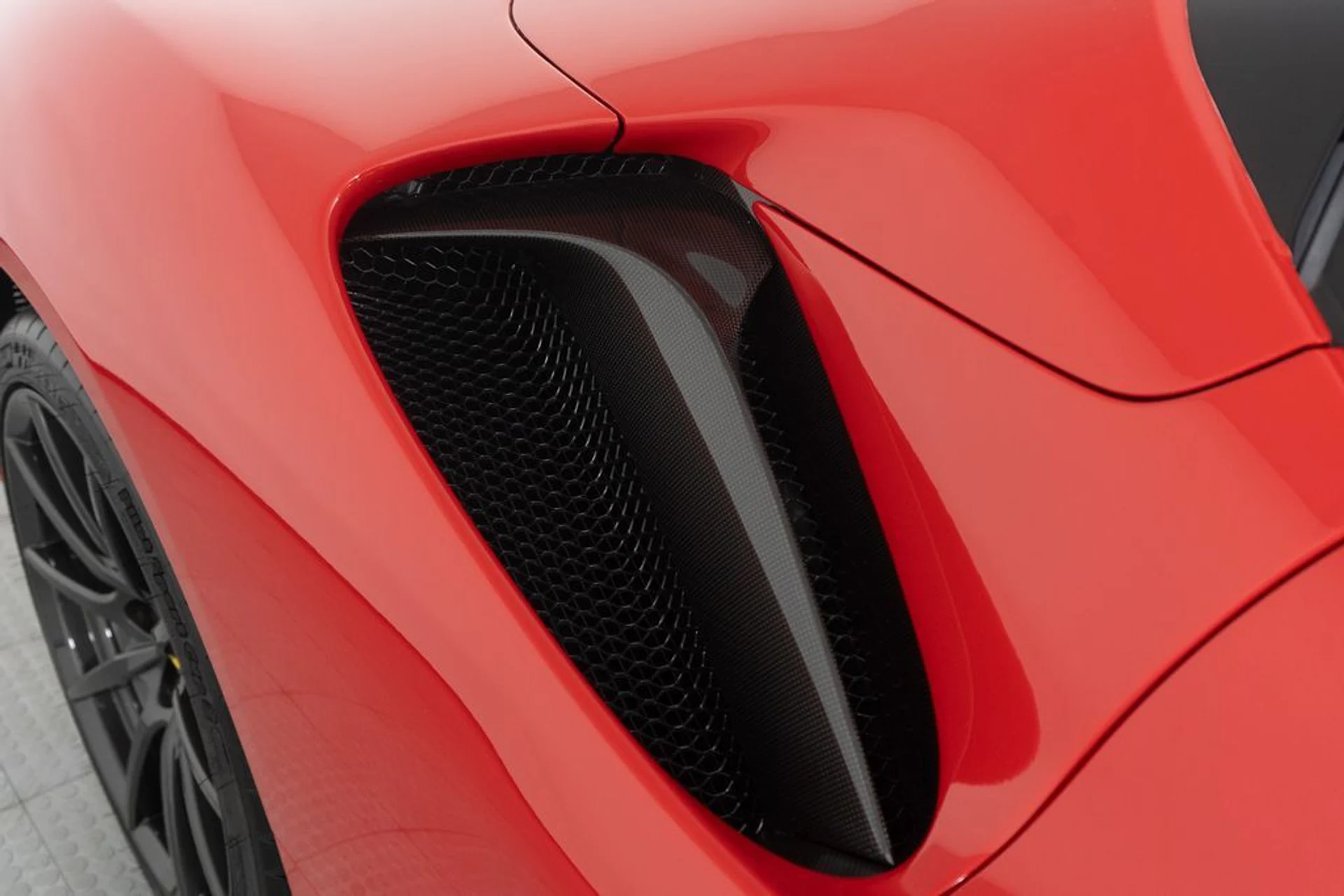 mph016_542498070_aa388ffa_d0ef_49e7_99c4_957659905516_27f109598d