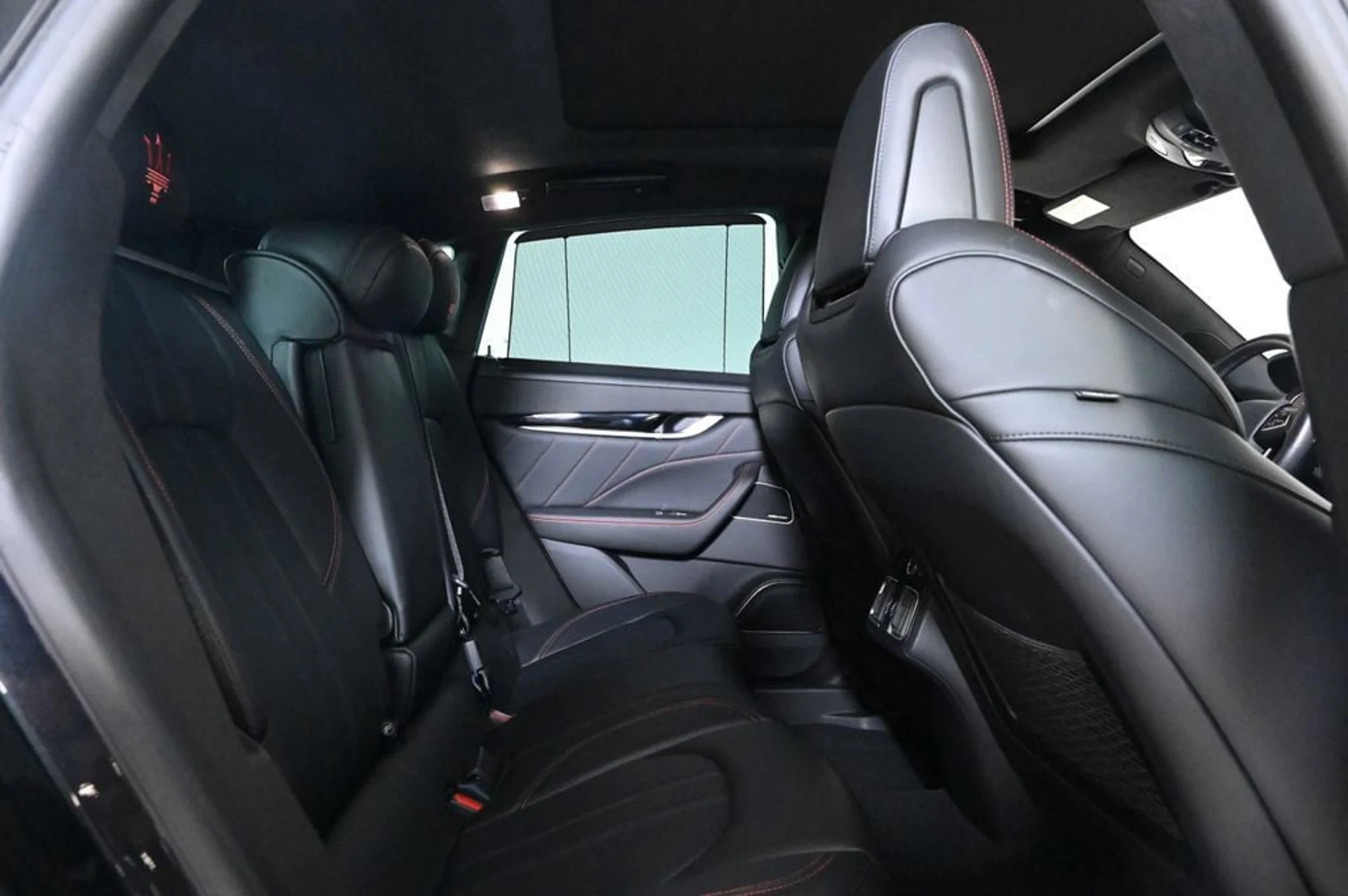 mph016_551868693_084b4c6fb88b4dc4f55a867295264904_238b57d8c5