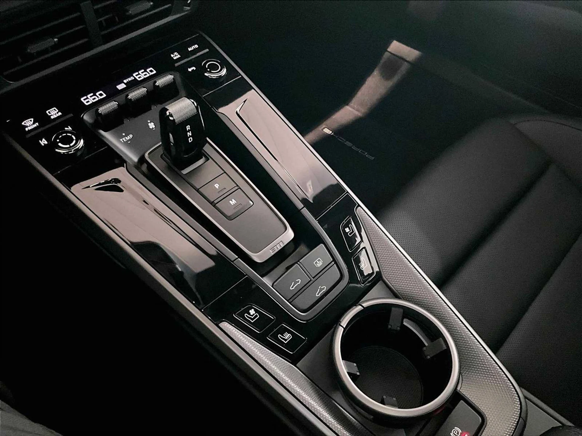 mph016_560780799_ec1ad9471d06276f996bd1b914f08003x_15629abf4e