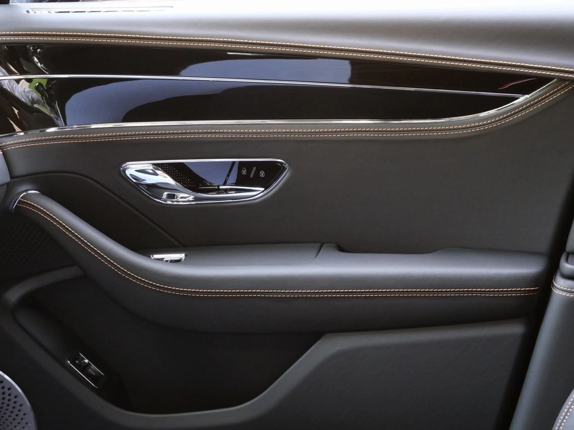 mph016_56372926_40cda89e84fbe7347fc1aa7d32870725x_c25212eda6