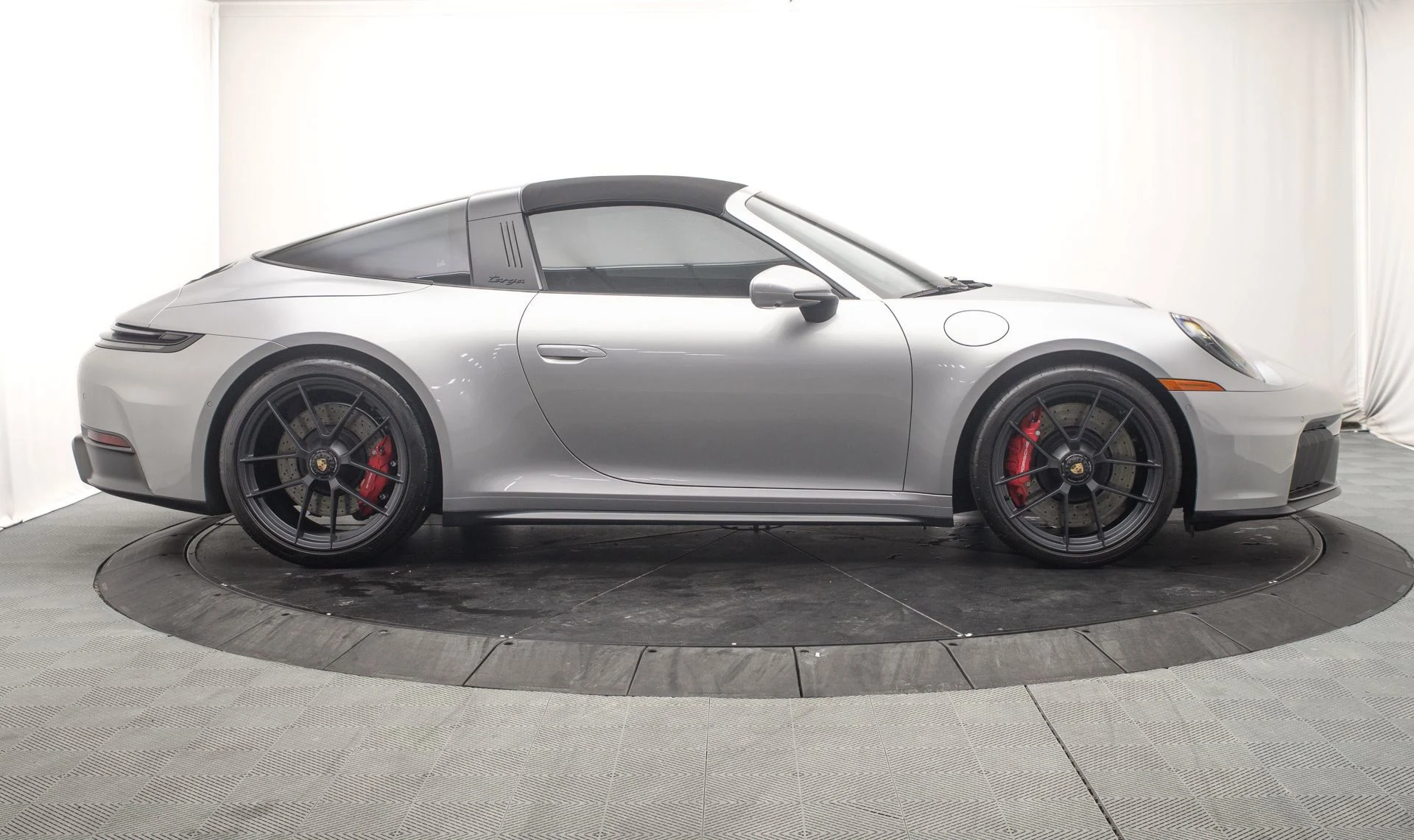 mph016_56812245_7bd154835dde40df94765456346062e1_5f248042fa