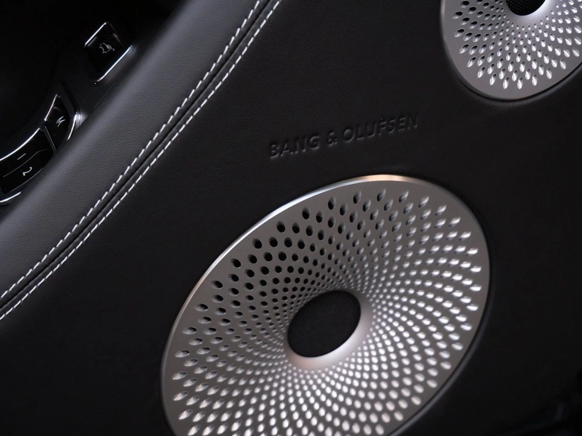 mph016_569171339_ee425b4f0d9d2399b94bc27075e05a8dx_15cbe1ac07