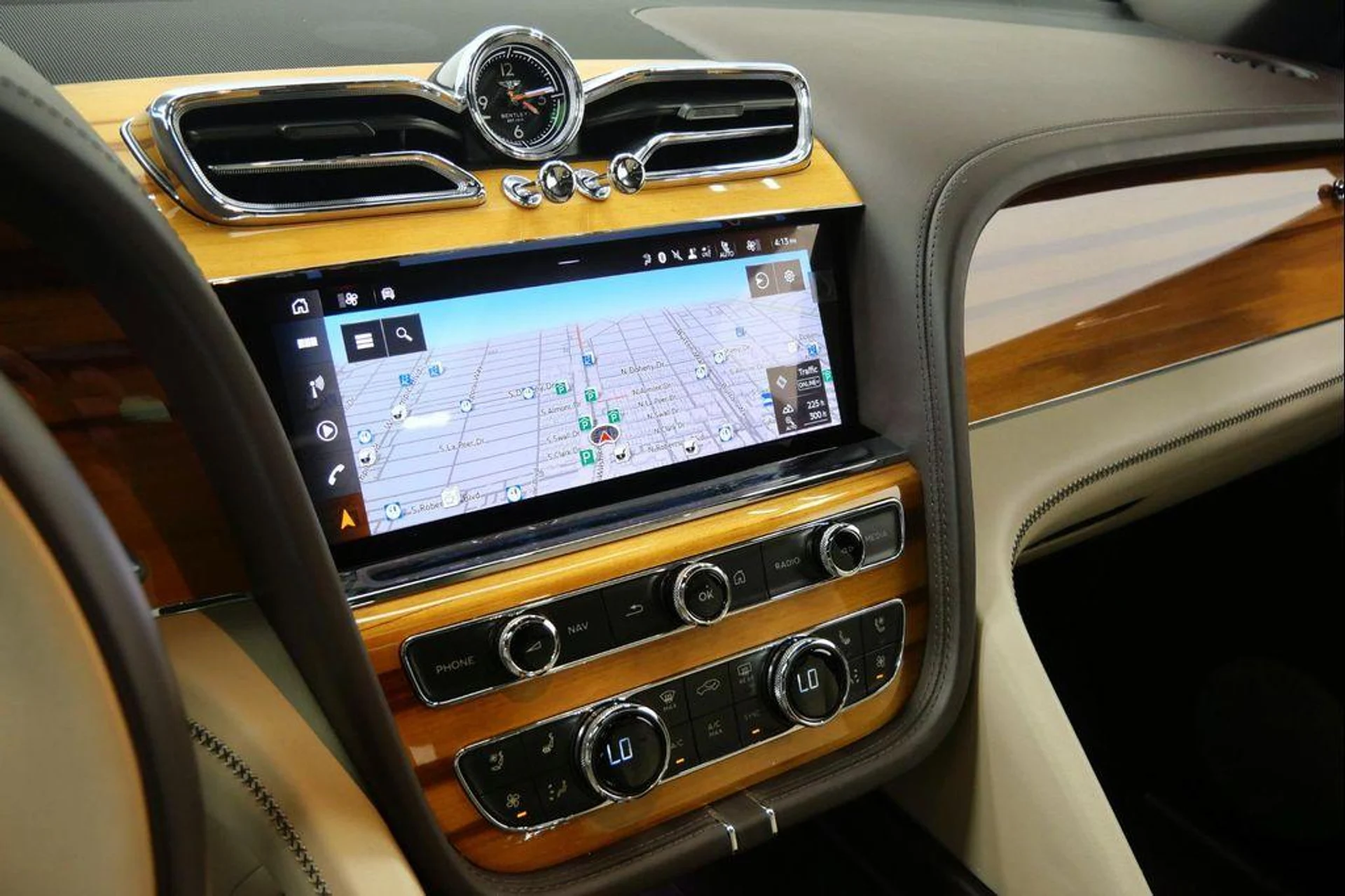 mph016_571146448_m_O_Bq2p_YJE_Qlf_inyk5_FJ_0_N_Bl6fc_70b94f7bb8