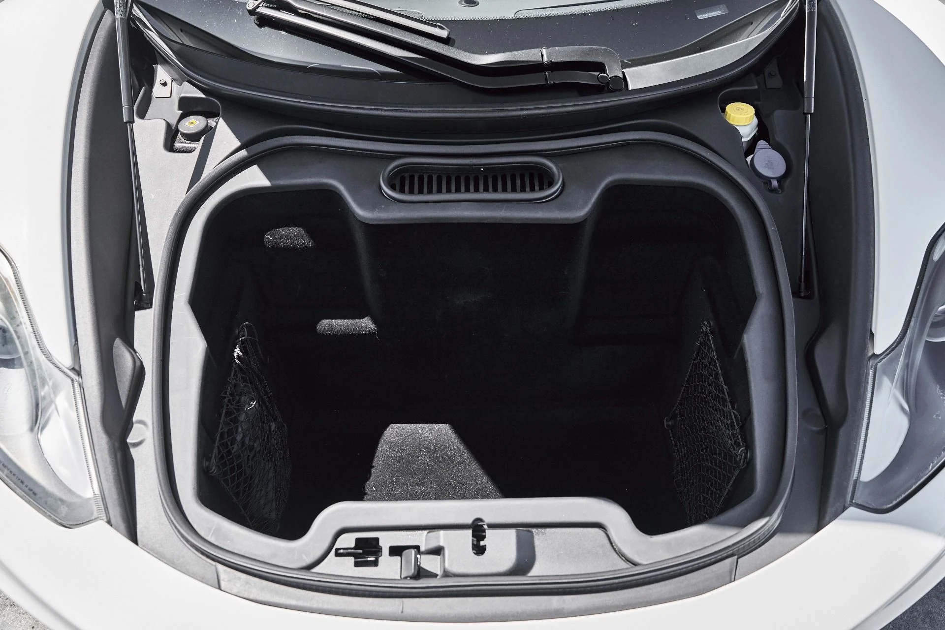 mph016_571376921_Used_2012_Mc_Laren_MP_4_12_C_Base_1777009011_0a0efaaa4b