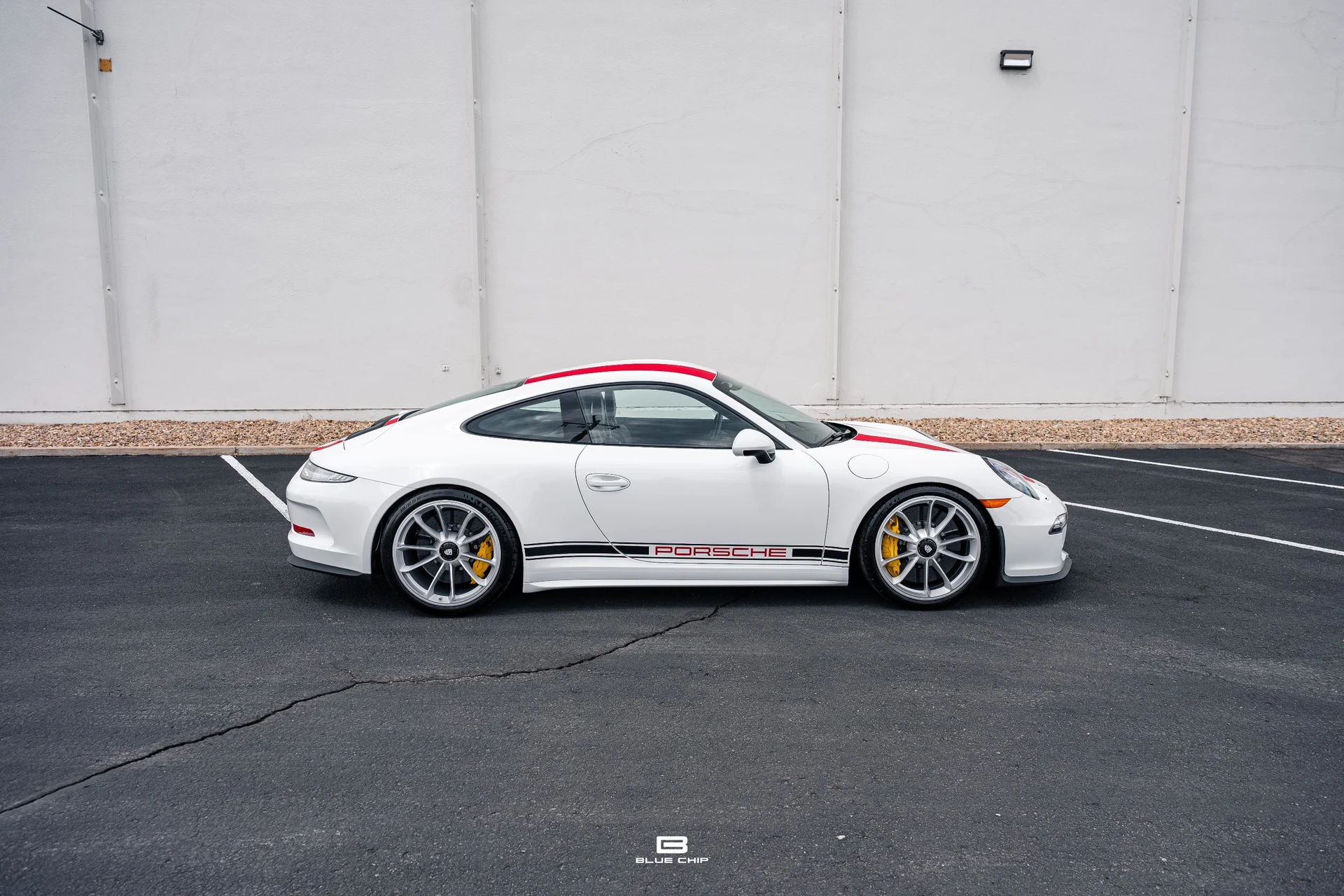 mph016_573459141_6a691ce4ddac753d564c4fa9_23789_202016_20_Porsche_20911_20_R_17_c876cc5587