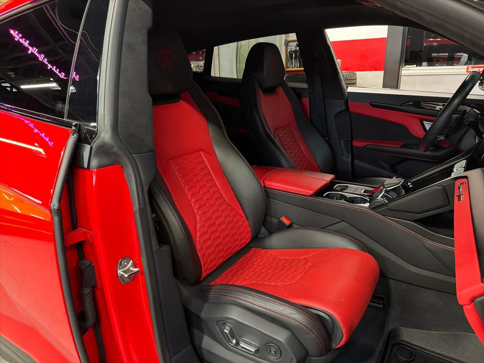 mph016_581991973_639098615950178086_eb75420455