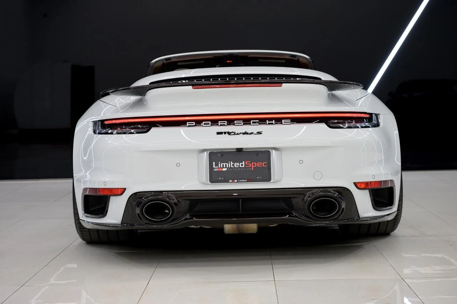 mph016_583416568_cbc4852fc2ad322aa8781817581cac36_e63a00de9a