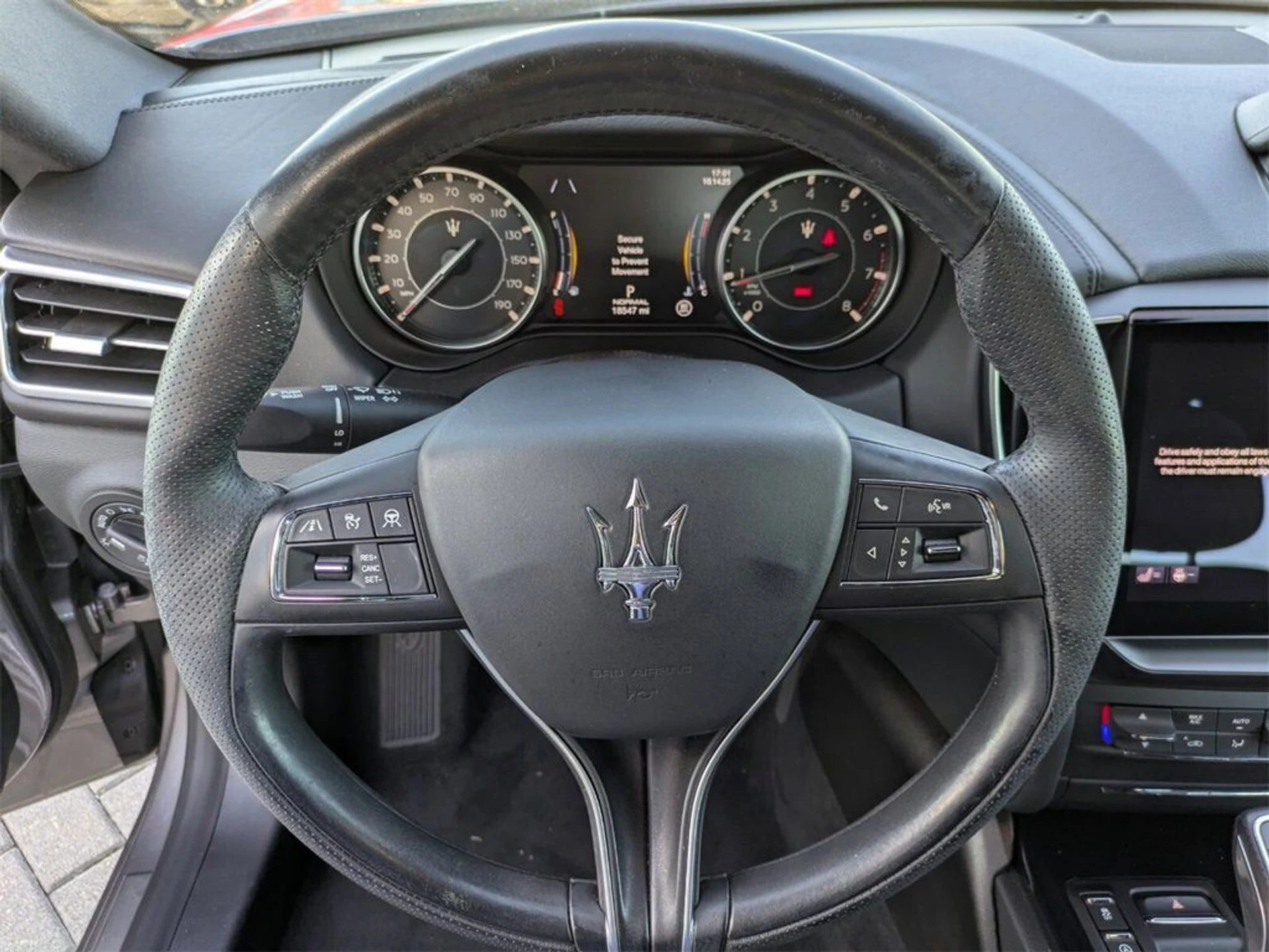 mph016_587740377_18da1b95ffa79db7116d9cd168140d36_03fa478291