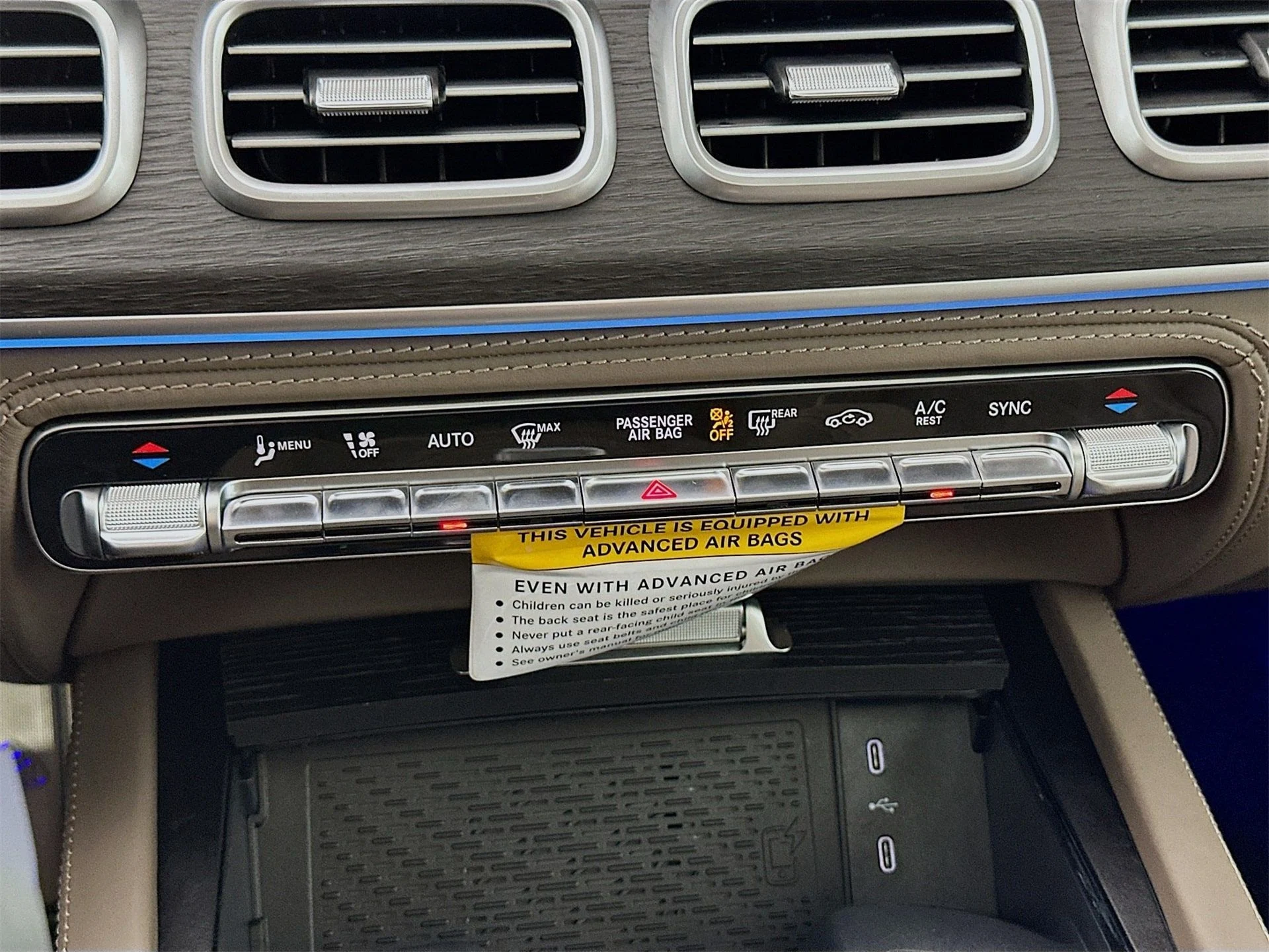 mph016_590222801_edea9e0d822ff1e23485d1e8a98b1160x_4ada1340e3