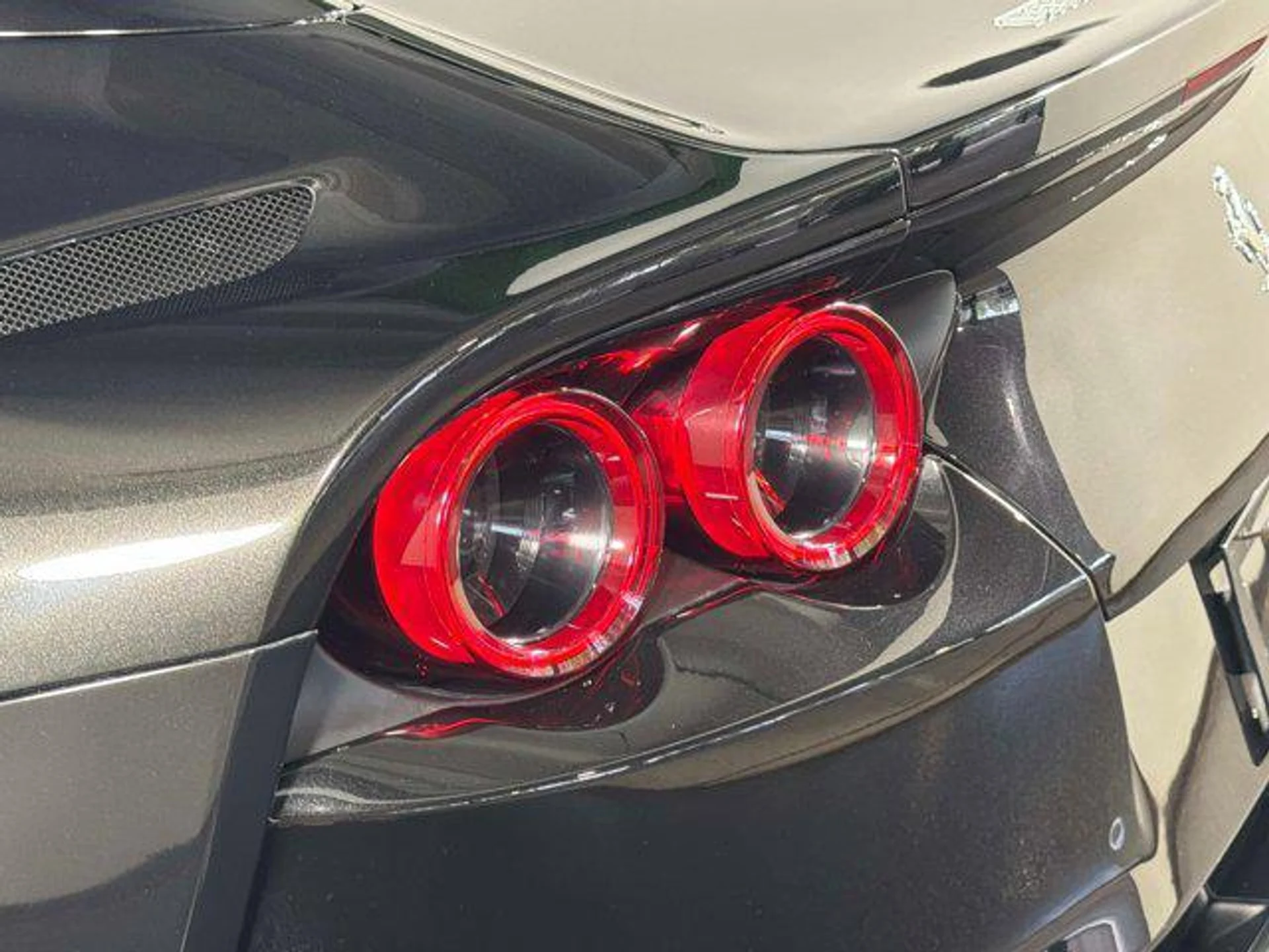 mph016_595852734_F_Ucr_XJ_67_M_Fg_T6j_M_Dd70_Asn_KR_0_XI_f268b95eb1