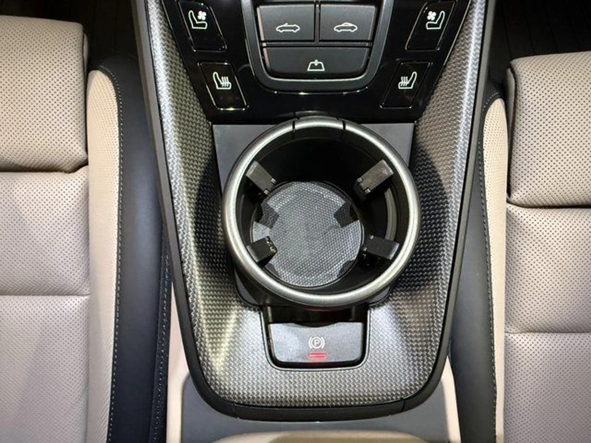 mph016_598100244_98a2badb8743b08b92dae5714ac5040e_0813b47c39