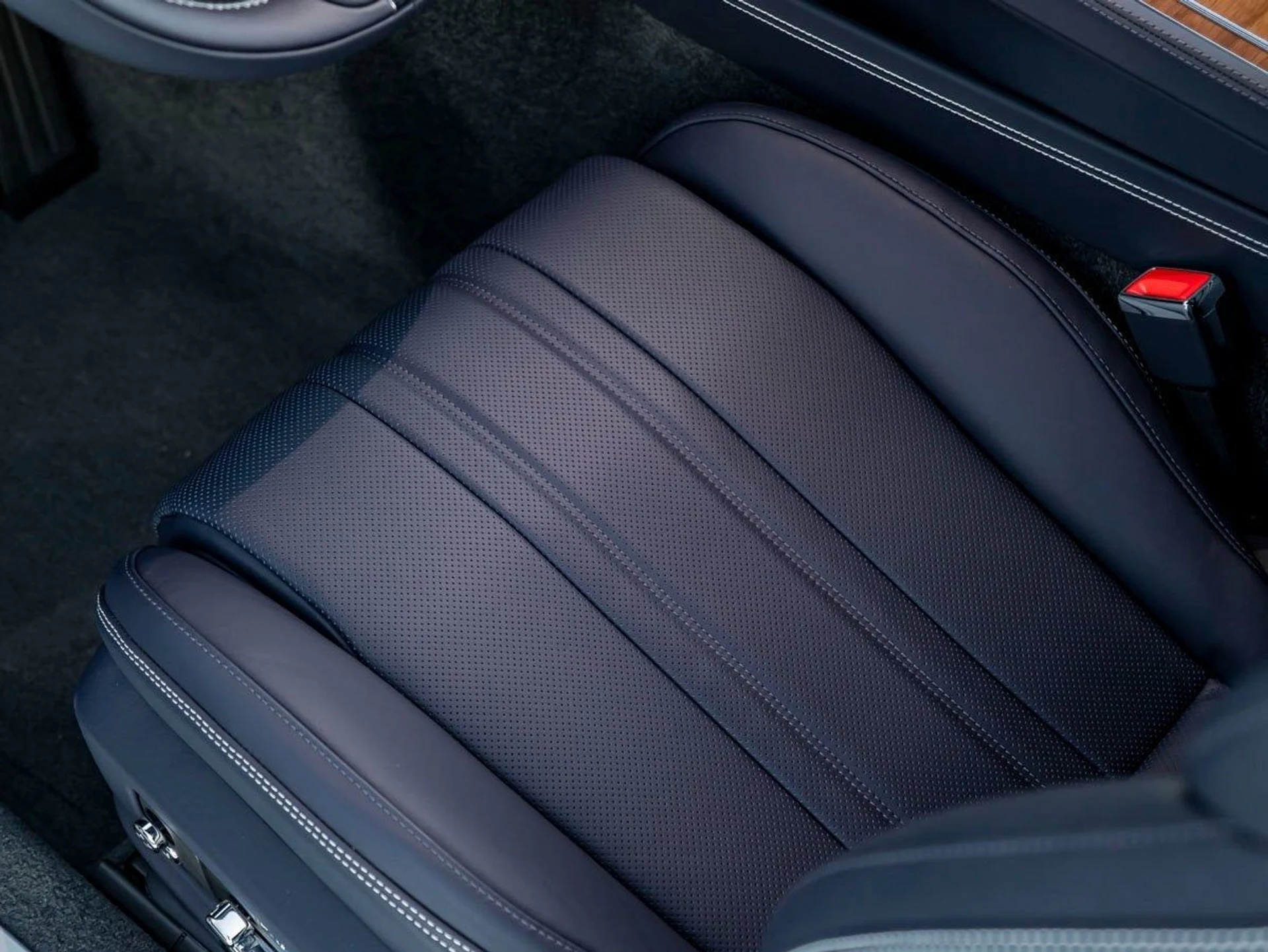 mph016_599848622_17_2c15299f62