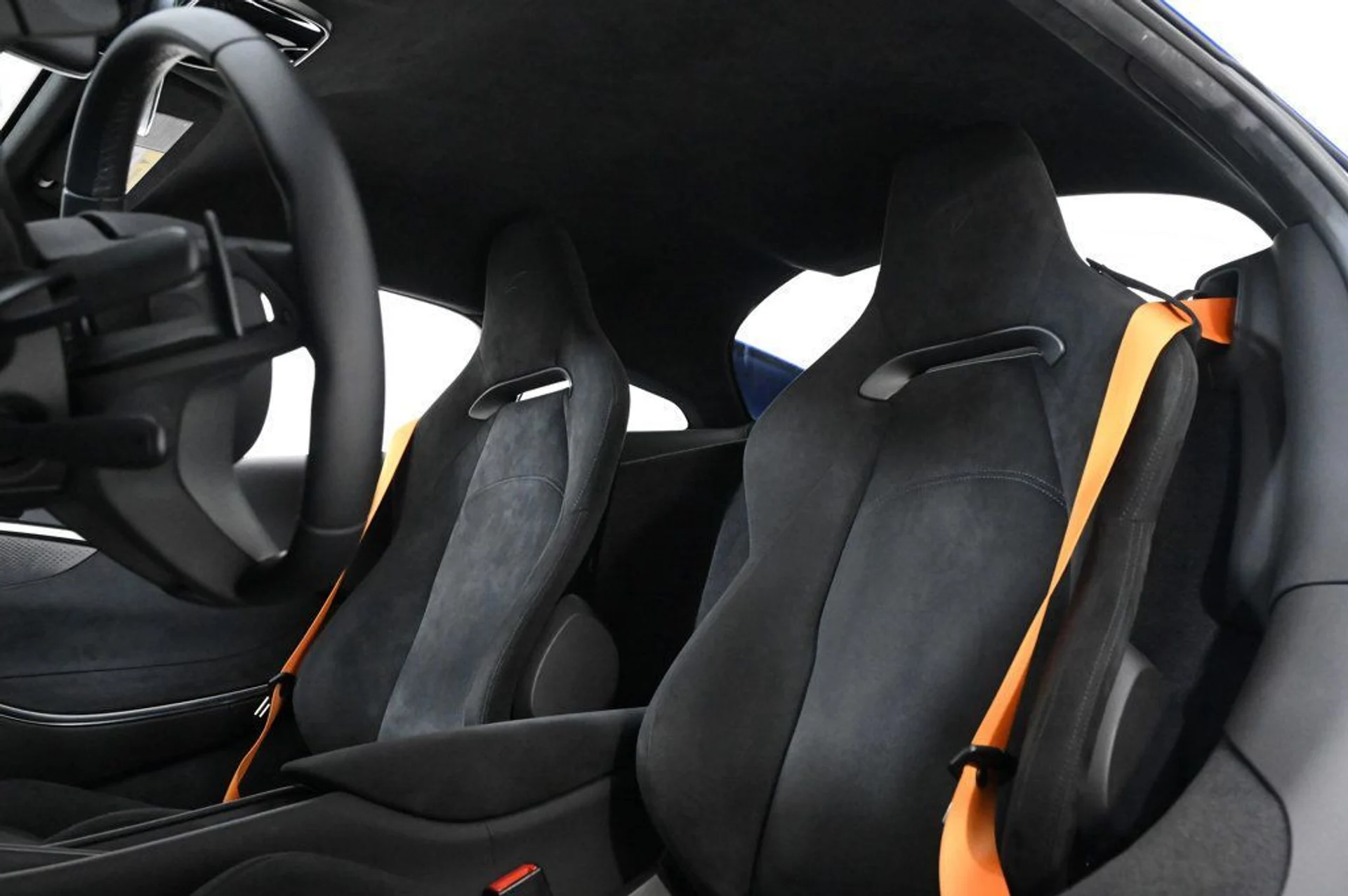 mph016_617636833_used_2024_mclaren_artura_performancecoupe_11350_22954903_16_1024_d918fa6c5d