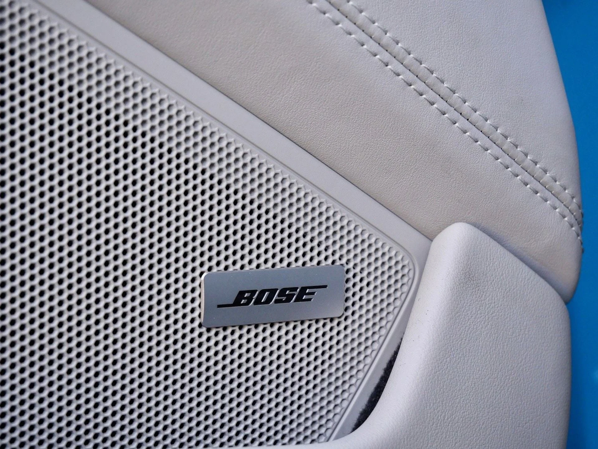 mph016_631452643_a651bad33576ac024b92581576495730x_5b6a875010