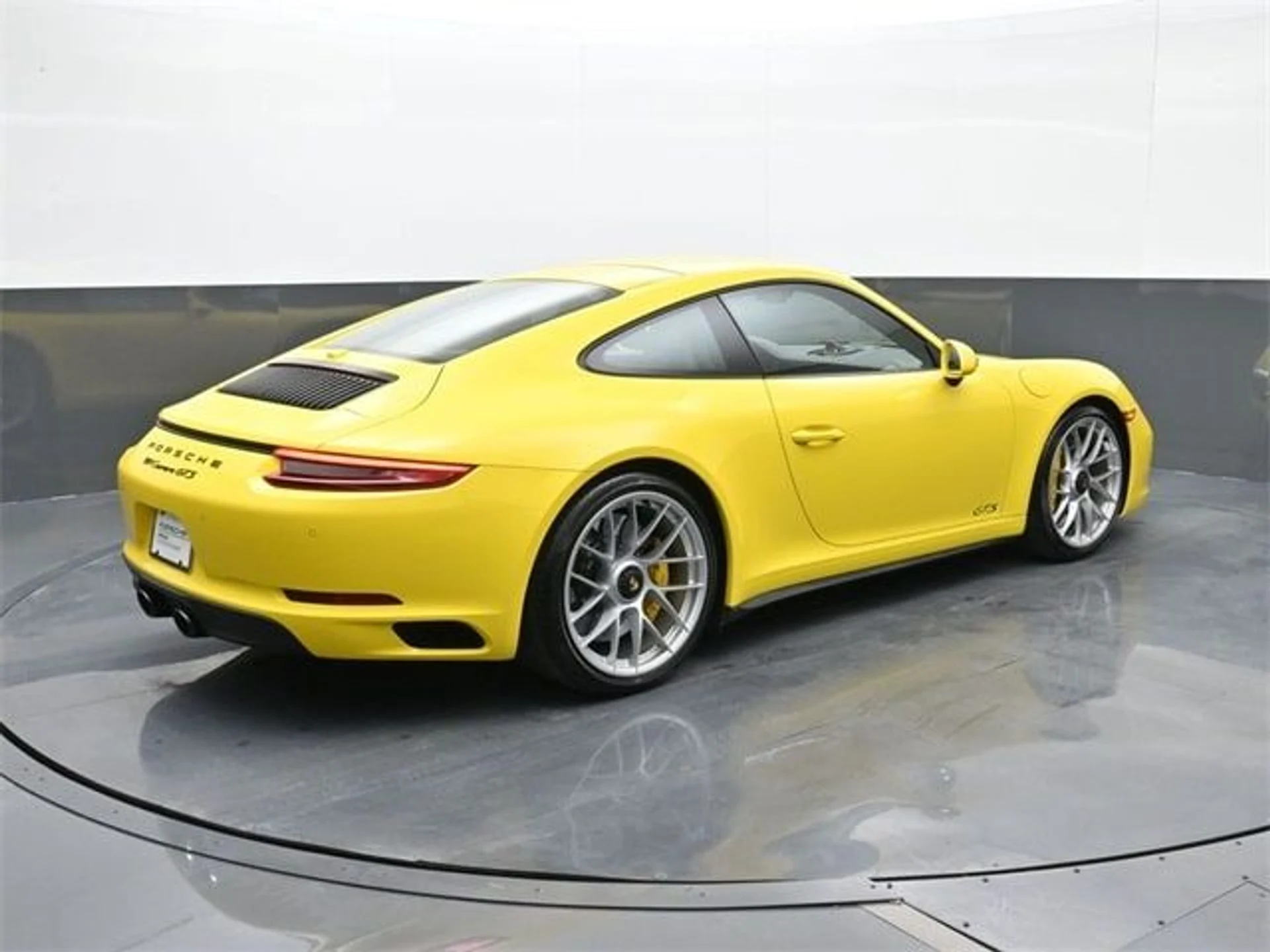 mph016_633099288_3ba93ed74e4fc91eab615cffd915ec5dx_d19e85de8f