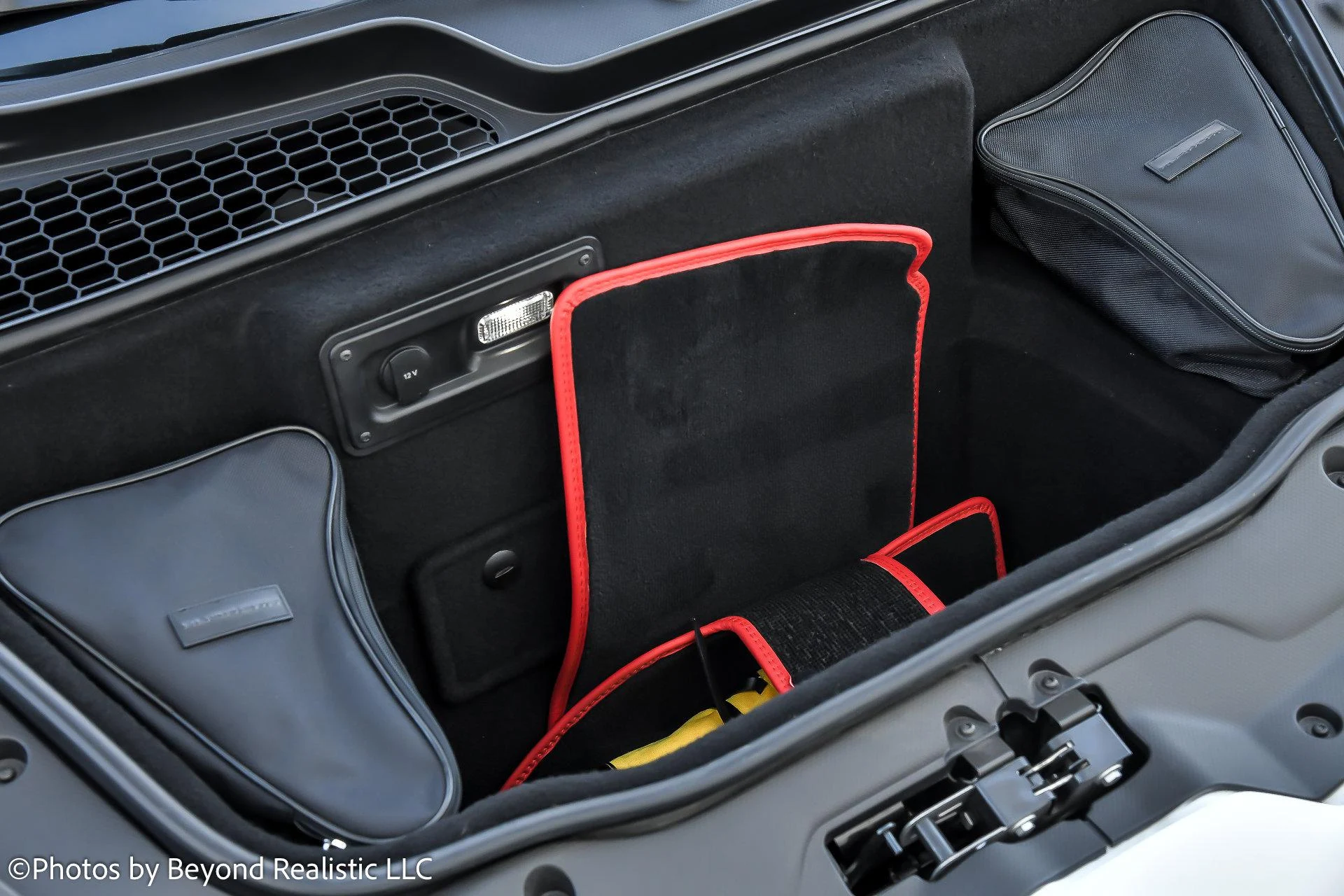 mph016_633893866_Used_2022_Lamborghini_Huracan_EVO_1763629511_189b151d72