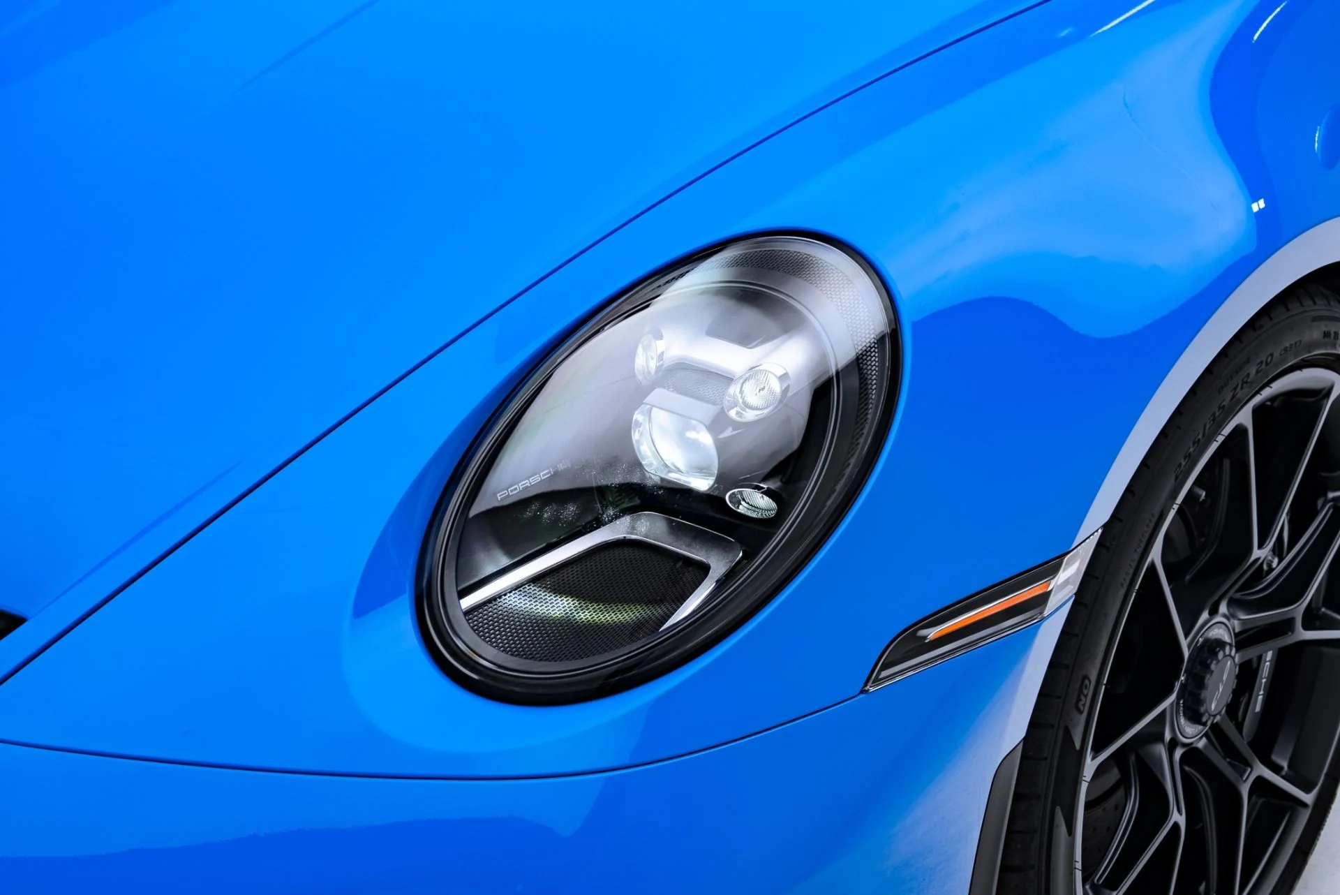 mph016_635802352_Used_2023_Porsche_911_GT_3_1771960817_c9b75aa872