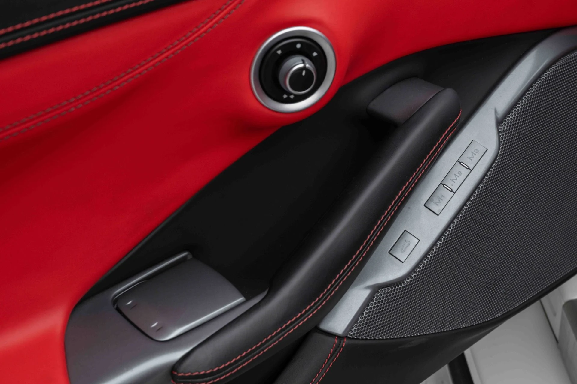 mph016_639019036_Used_2020_Ferrari_Portofino_1774467206_06d4754d3f